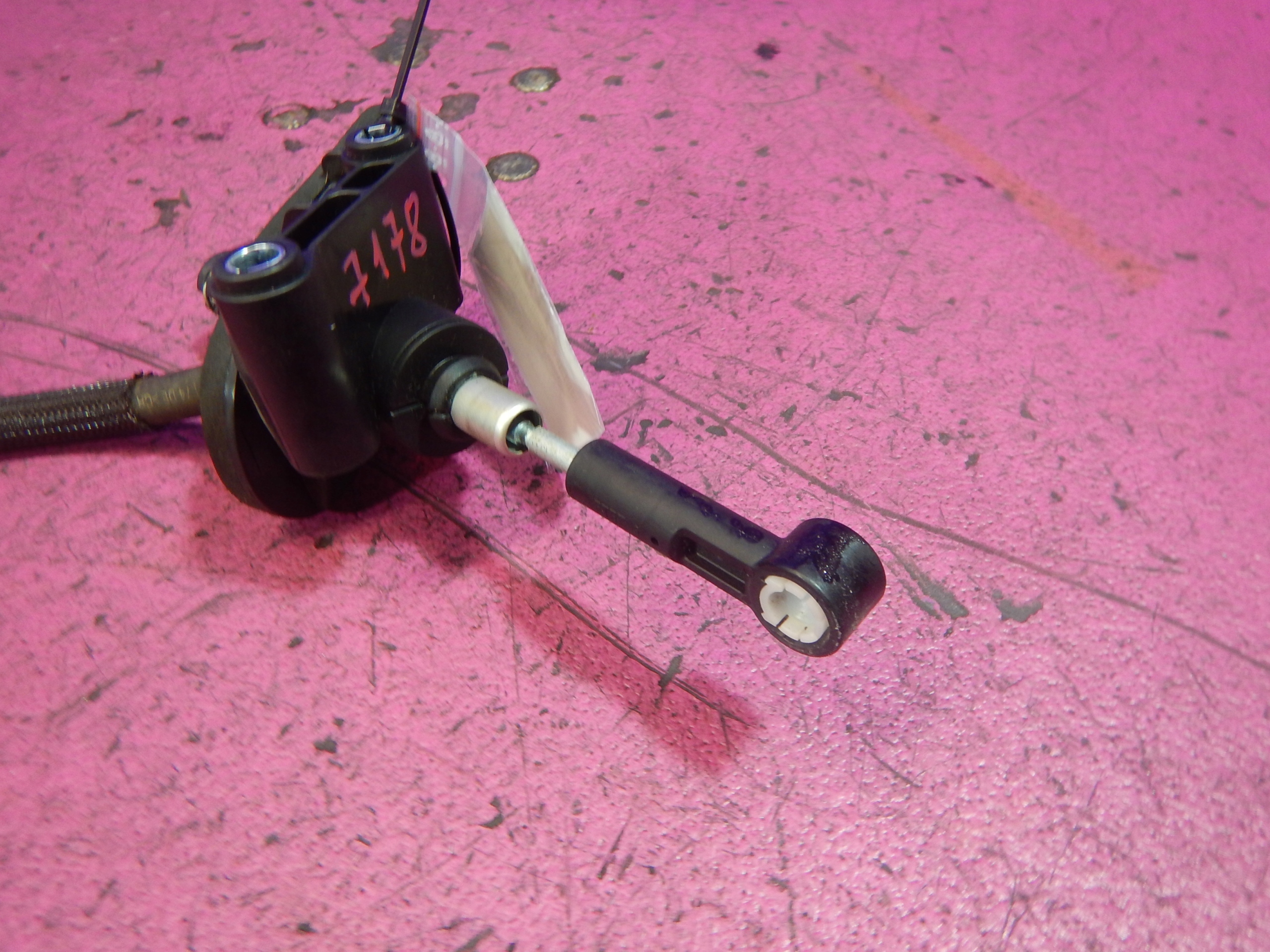 FIAT 500 1,4 НАСОС СЦЕПЛЕНИЯ 53104043