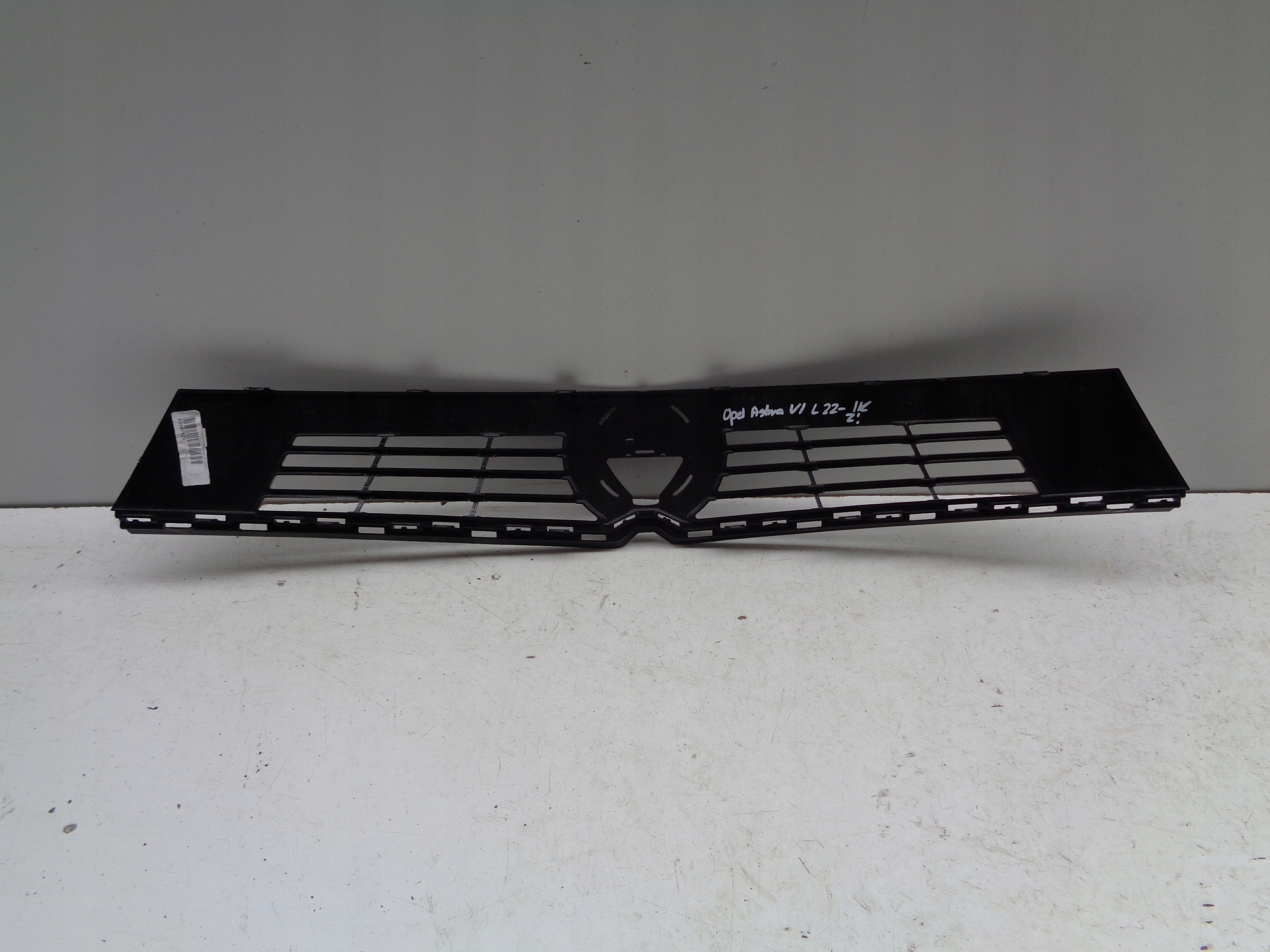 Grille OPEL ASTRA VI 6 L 22