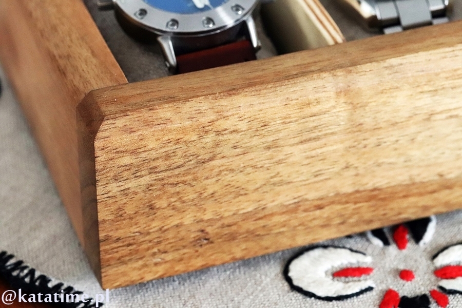 SKRZYNECZKA KASETKA PUDEŁKO BOX NA 10 ZEGARKÓW DREWNIANA ROBIONA RĘCZNIE EAN (GTIN) 87190000030271