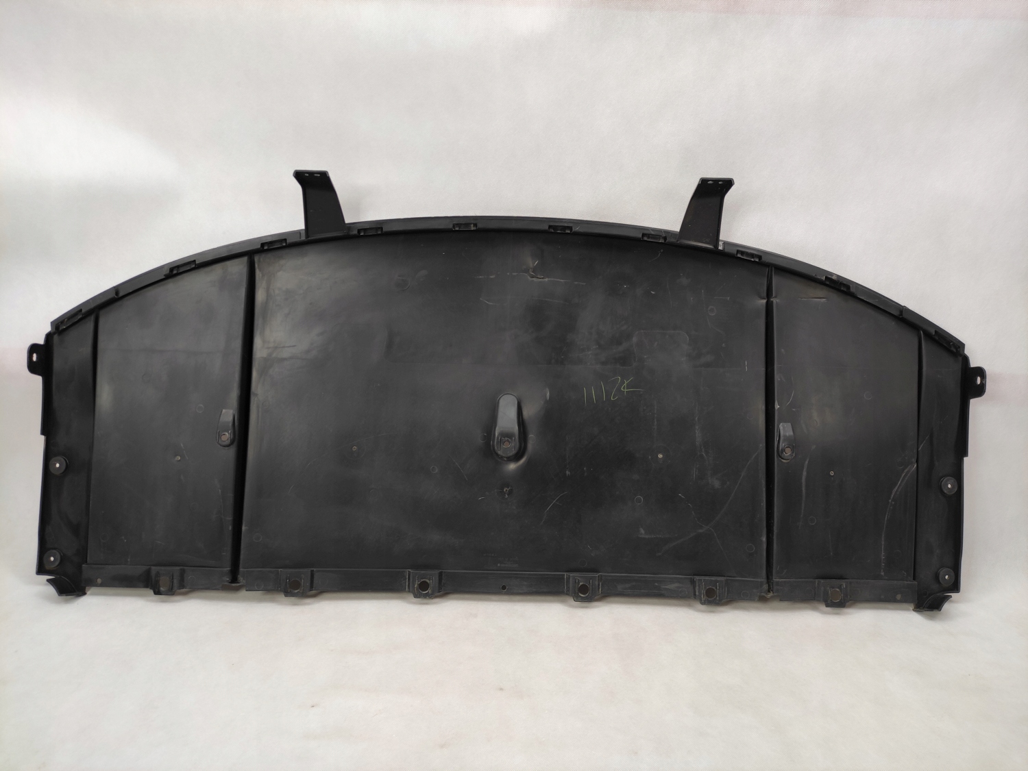 TESLA S LIFT OSLONA SILNIKA PLYTA ZDERZAKA TYL Part number 1057320 00 B