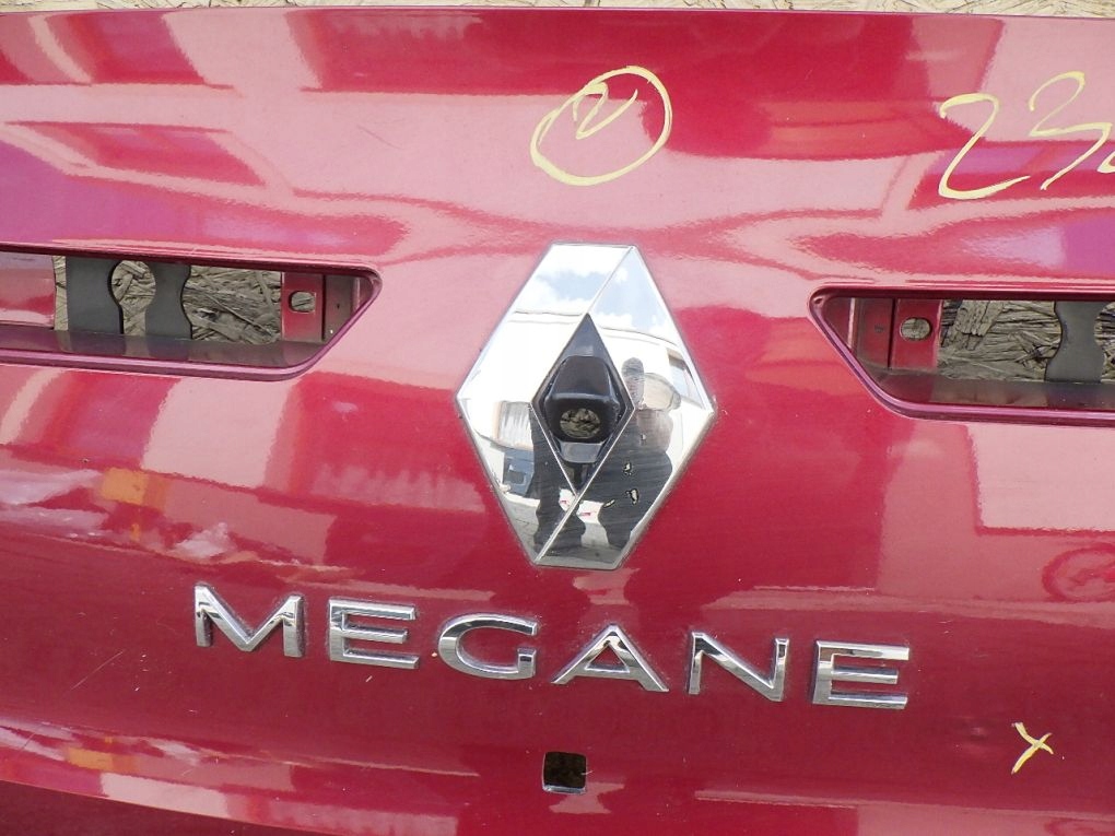 RENAULT MEGANE IV 4 sedan 15- below KAMERE cap bonnet moulding