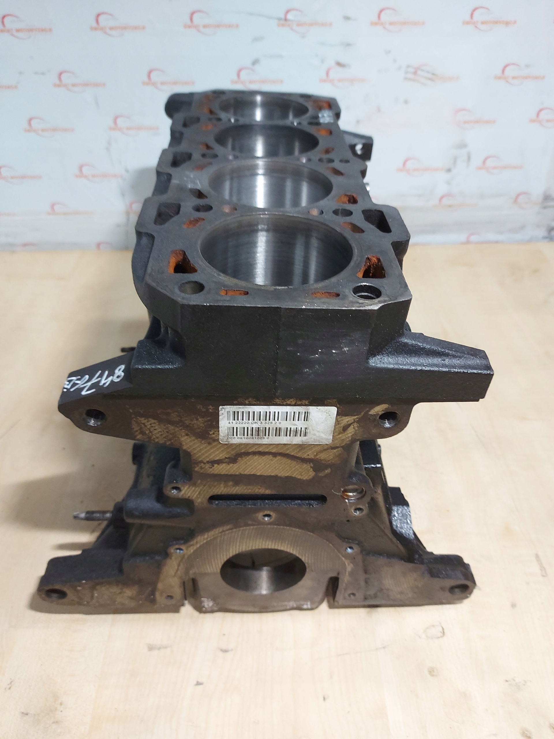 insignia Astra 2.0 A20DTE A20DTH A20DT 10r блок 55565911