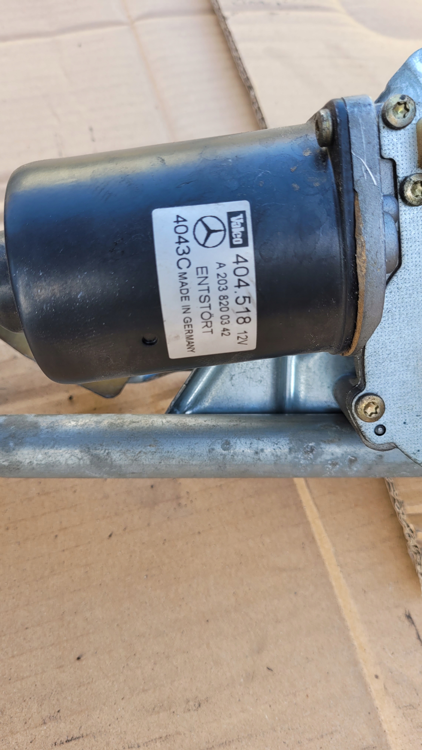 MERCEDES W209 wiper mechanism front EUROPA