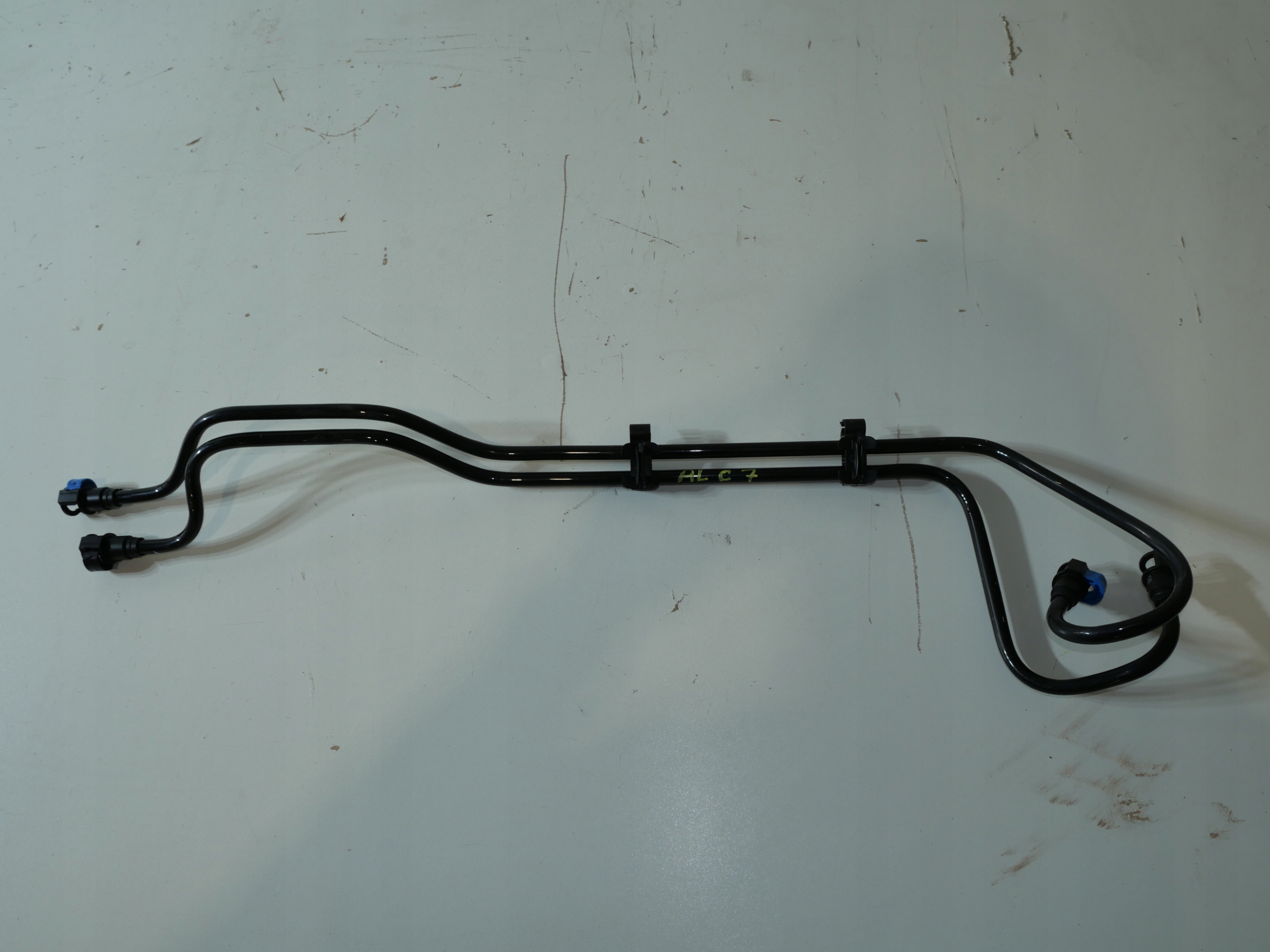 fuel line Schläuche MERCEDES SPRINTER 906 A9064703564