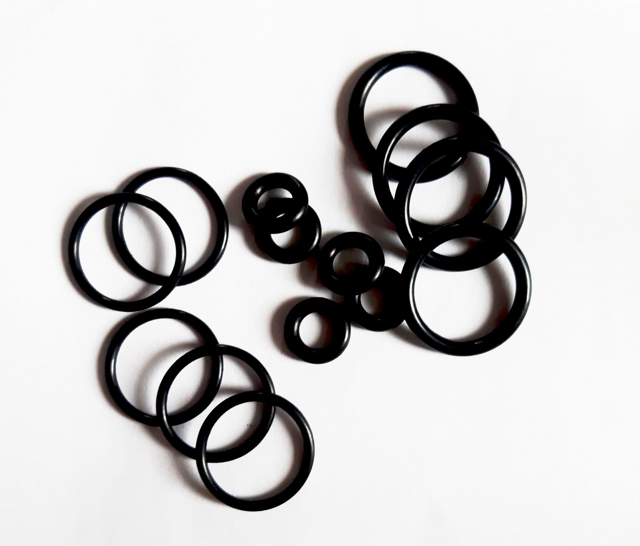 

Oring 4x2 70NBR 100SZT. Olejoodporny