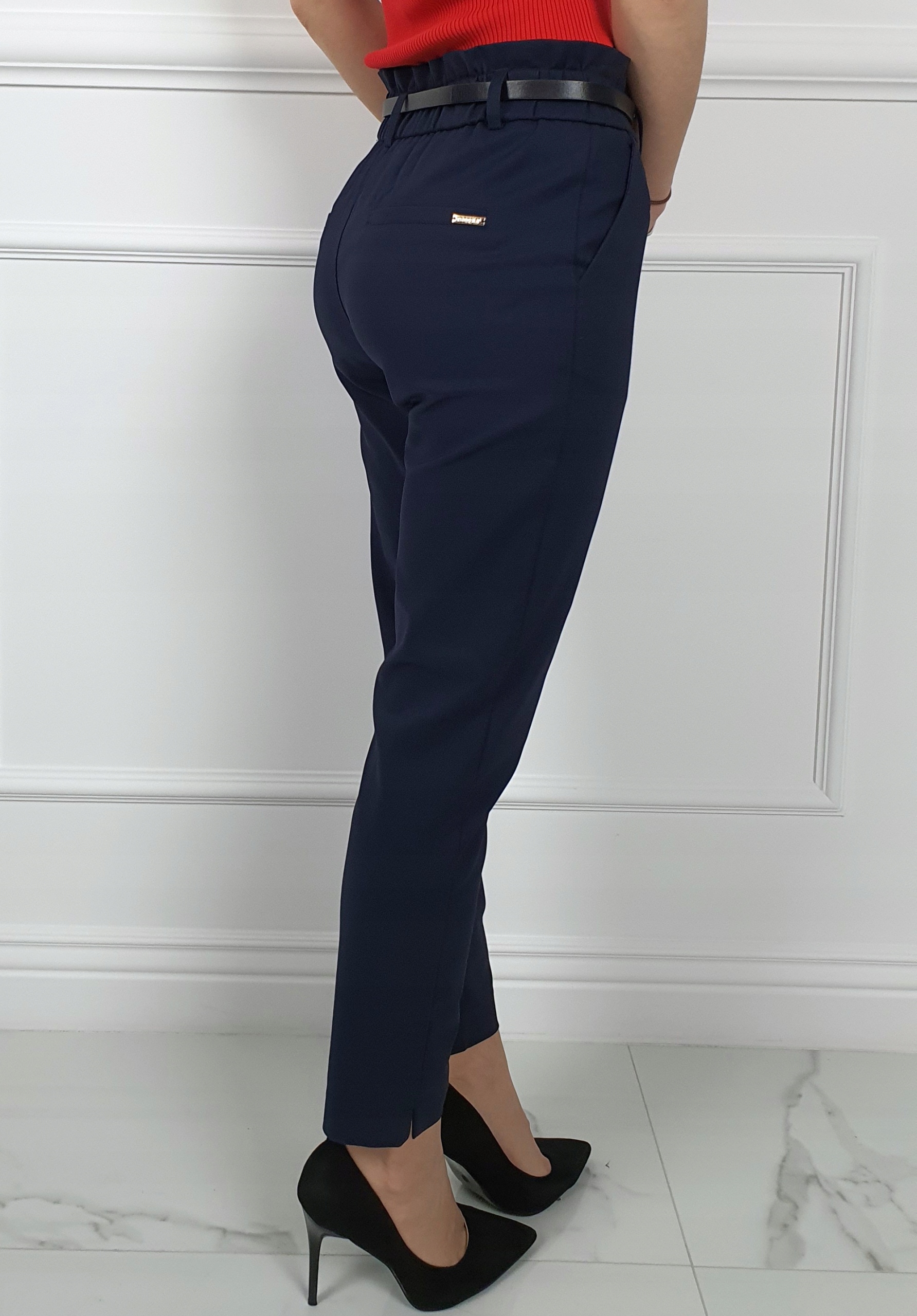 #ELEGANCKIE SPODNIE DAMSKIE Freesia 7/8 - Falbanka Stan (wysokość w pasie) wysoki