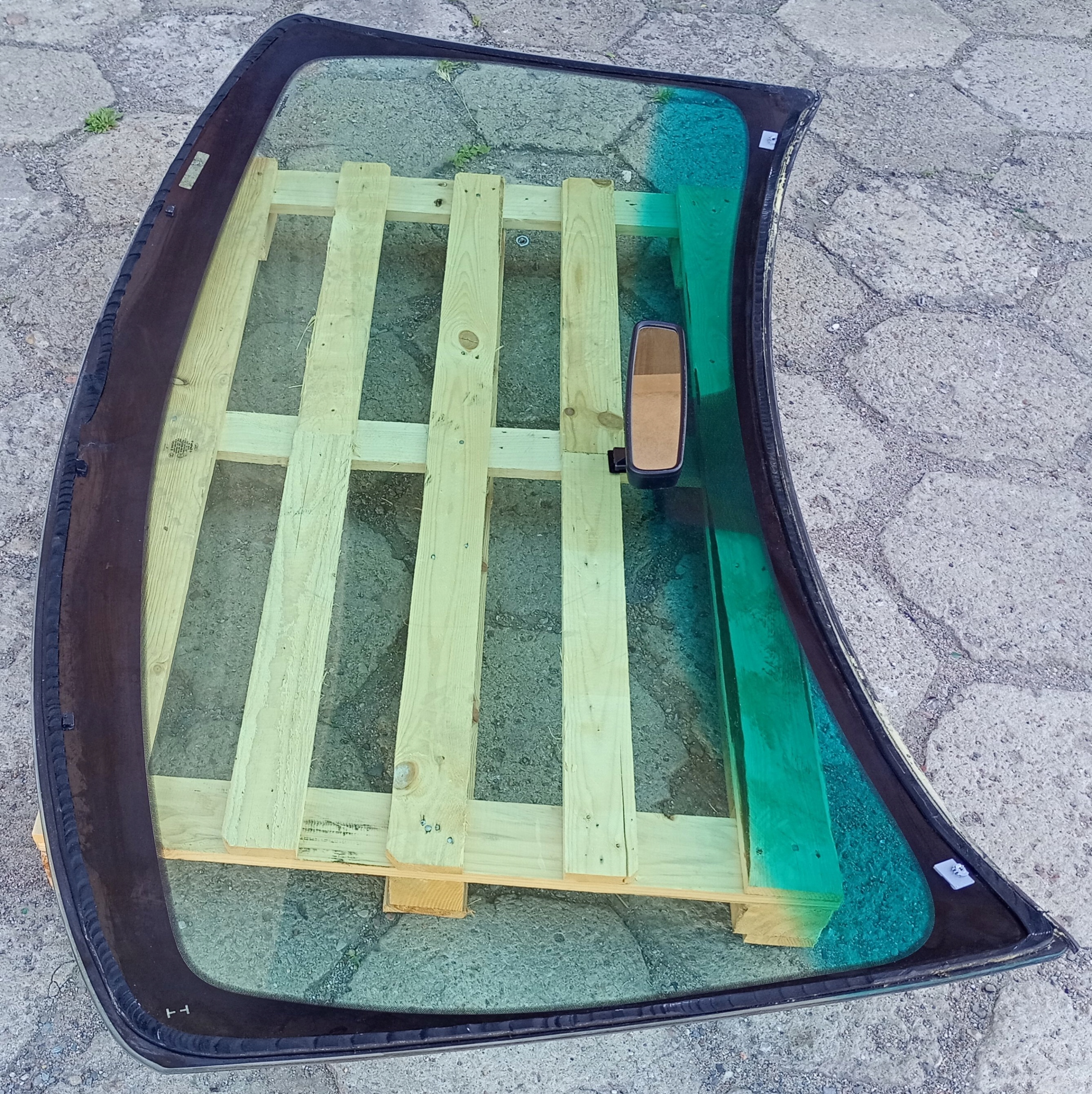 window iron front front Ford Explorer V 2011-2019