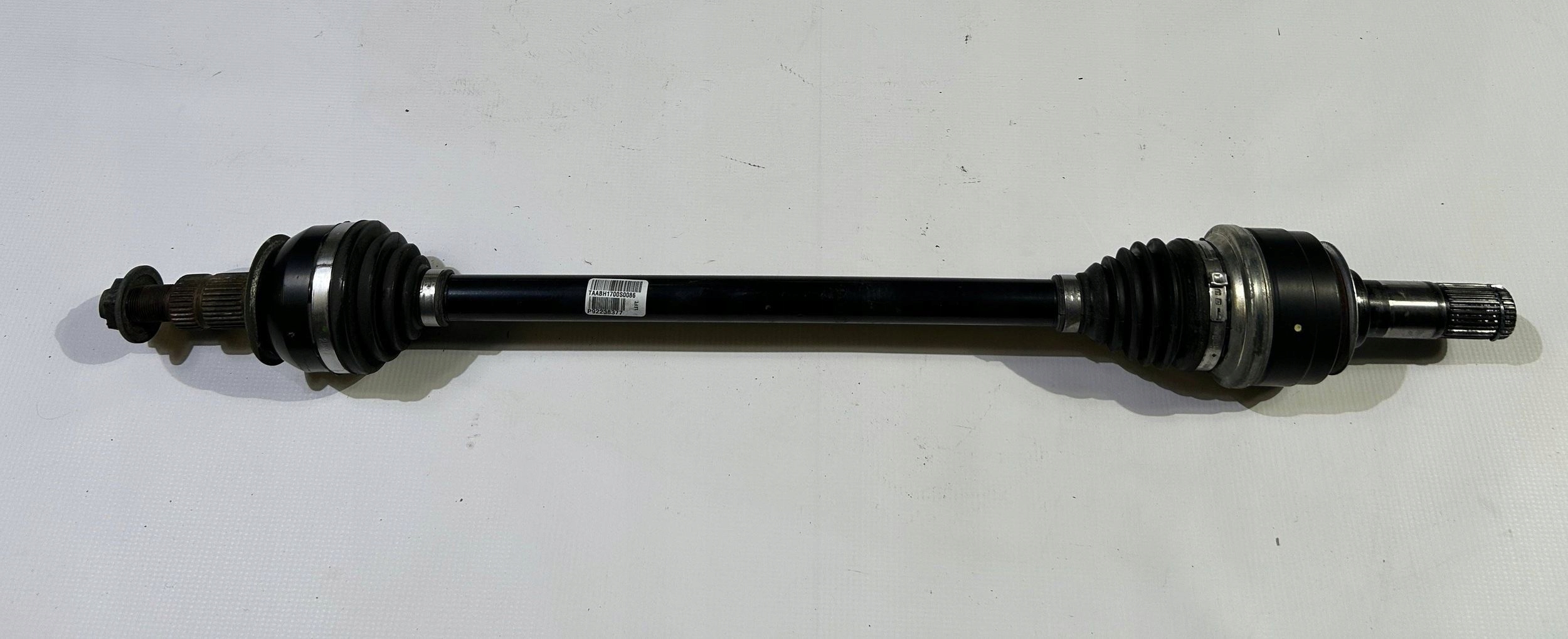 semi-axis left Chevrolet Camaro SS 6.2 v8 2009-2015