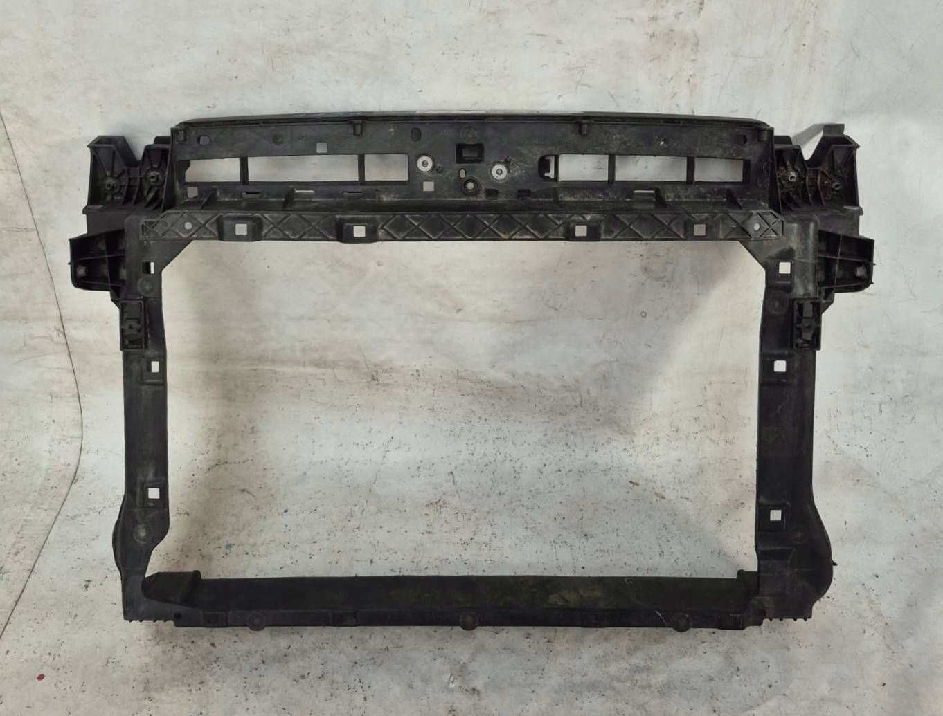 SKODA KODIAQ and 565 16- support panel for radiators pillar 565805588P