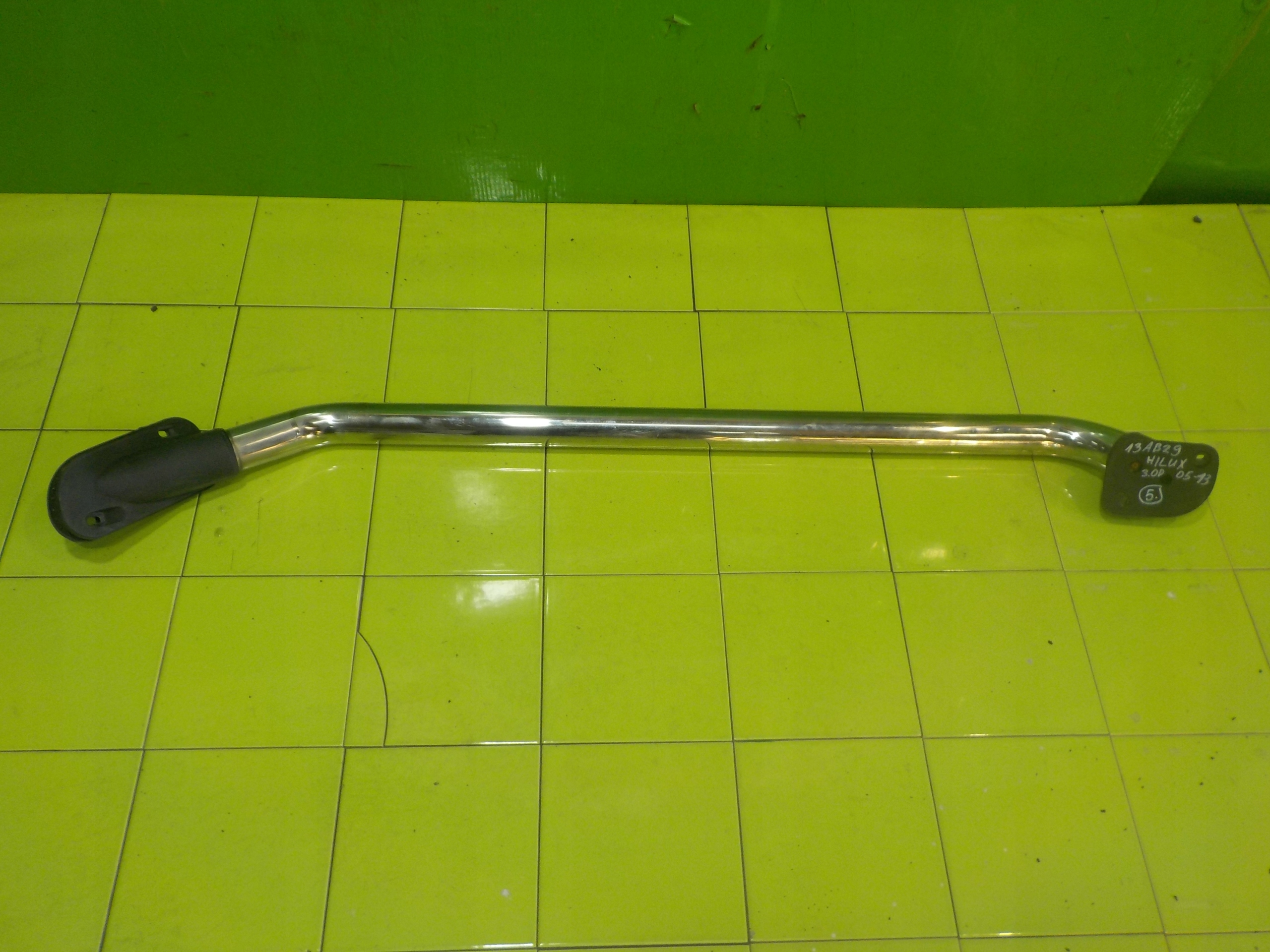 TOYOTA HILUX VII 08r orurowanie