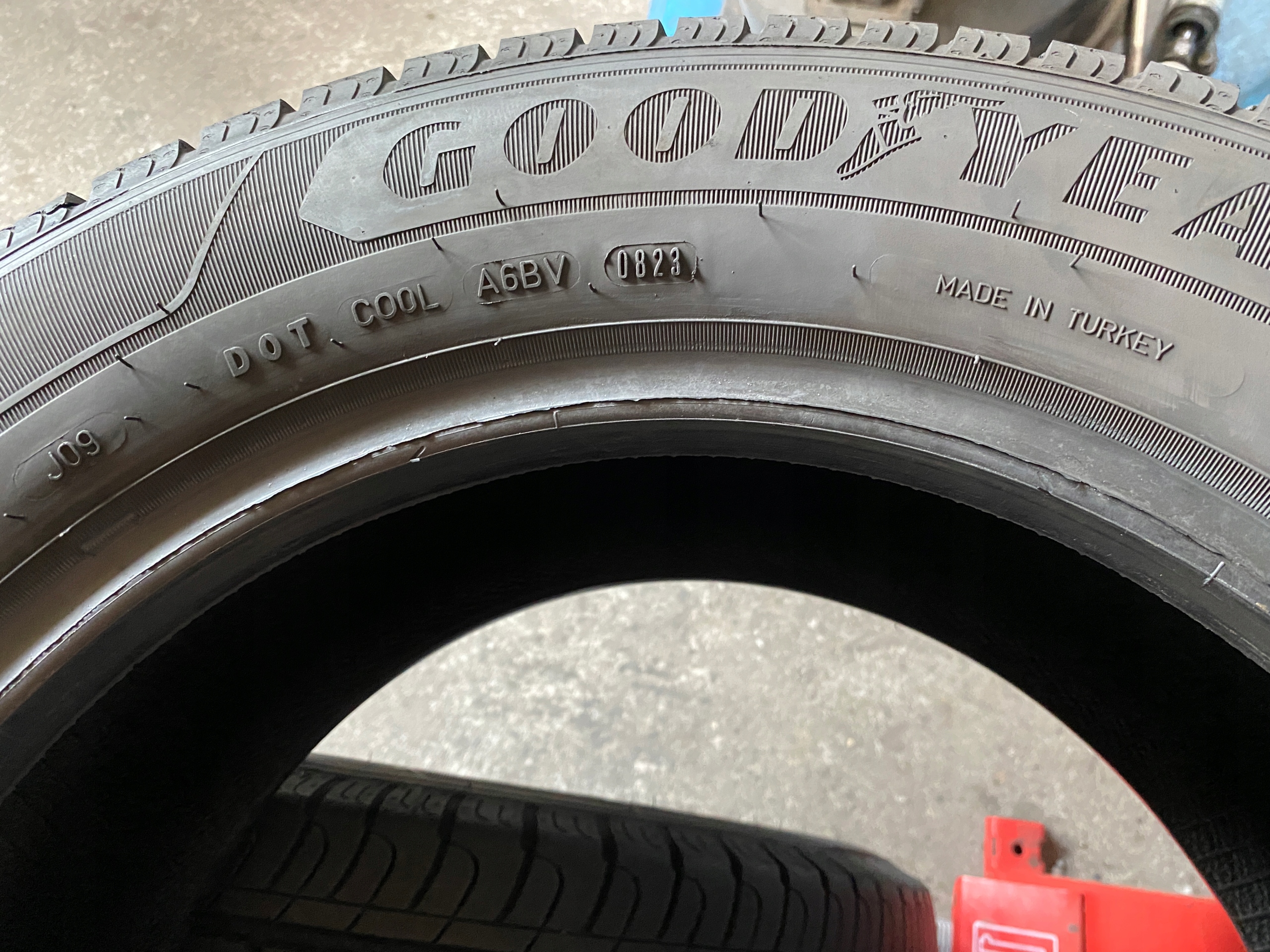 2 tyres summer 215/65R16C Goodyear EfficientGrip Cargo 7,5mm 2023r