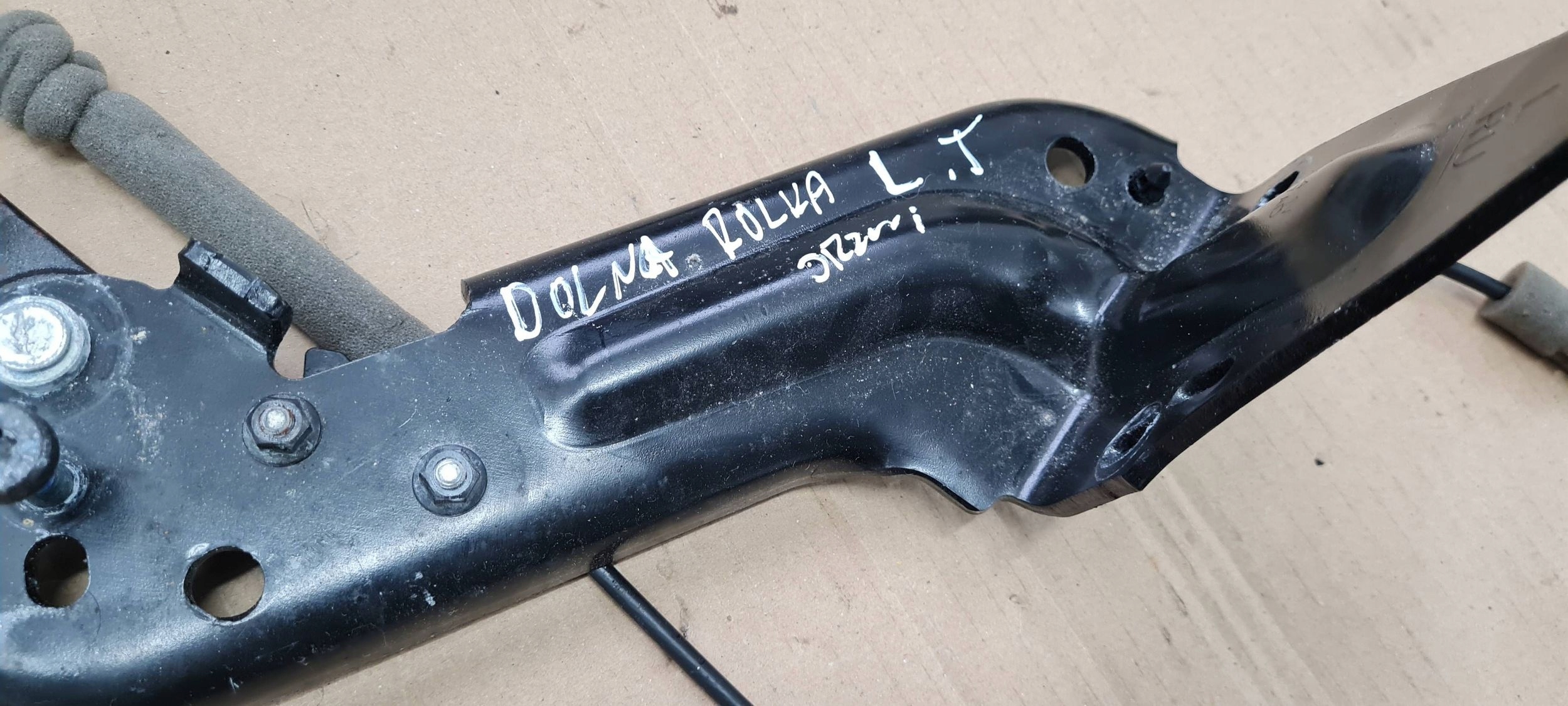 Chrysler Pacifica 2022 roll PROWADNICA of the sliding lower left left rear part