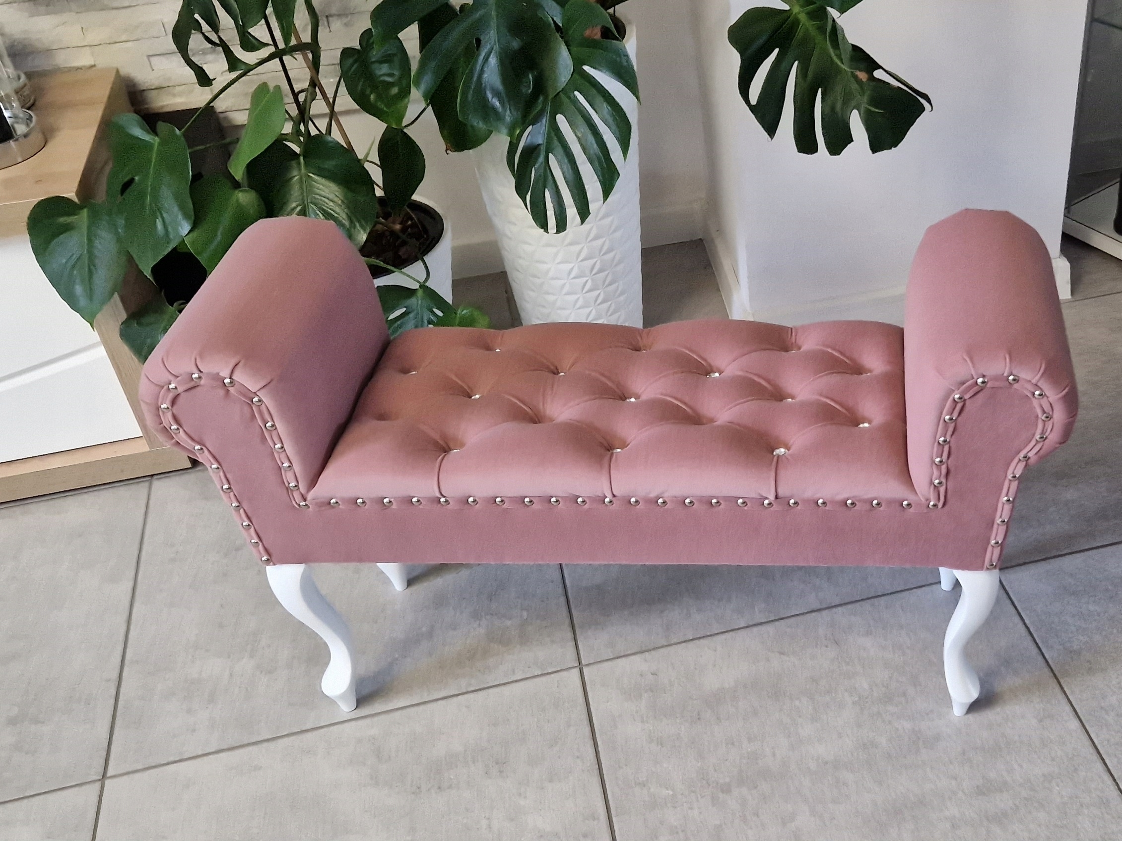 PUFA PODNÓŻEK ŁAWECZKA PIKOWANA W STYLU GLAMOUR DO SALONU