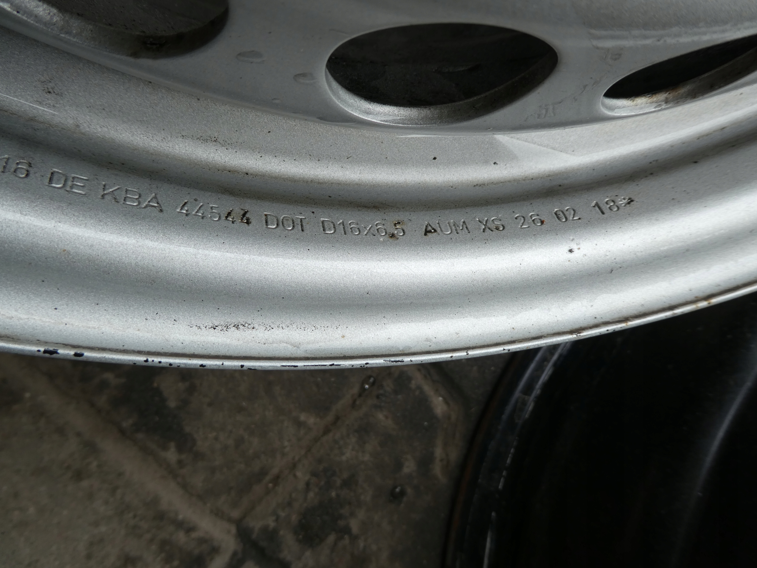 CERCHI FERRO 16\ 6,5X16 ET51 VW T5 T6 KPL