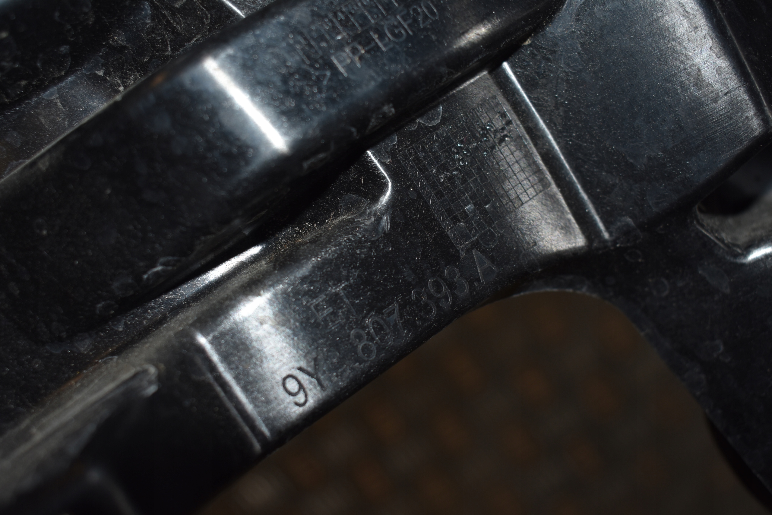 IDEALNY bumper bracket left PORSCHE CAYENNE 9Y COUPE 1