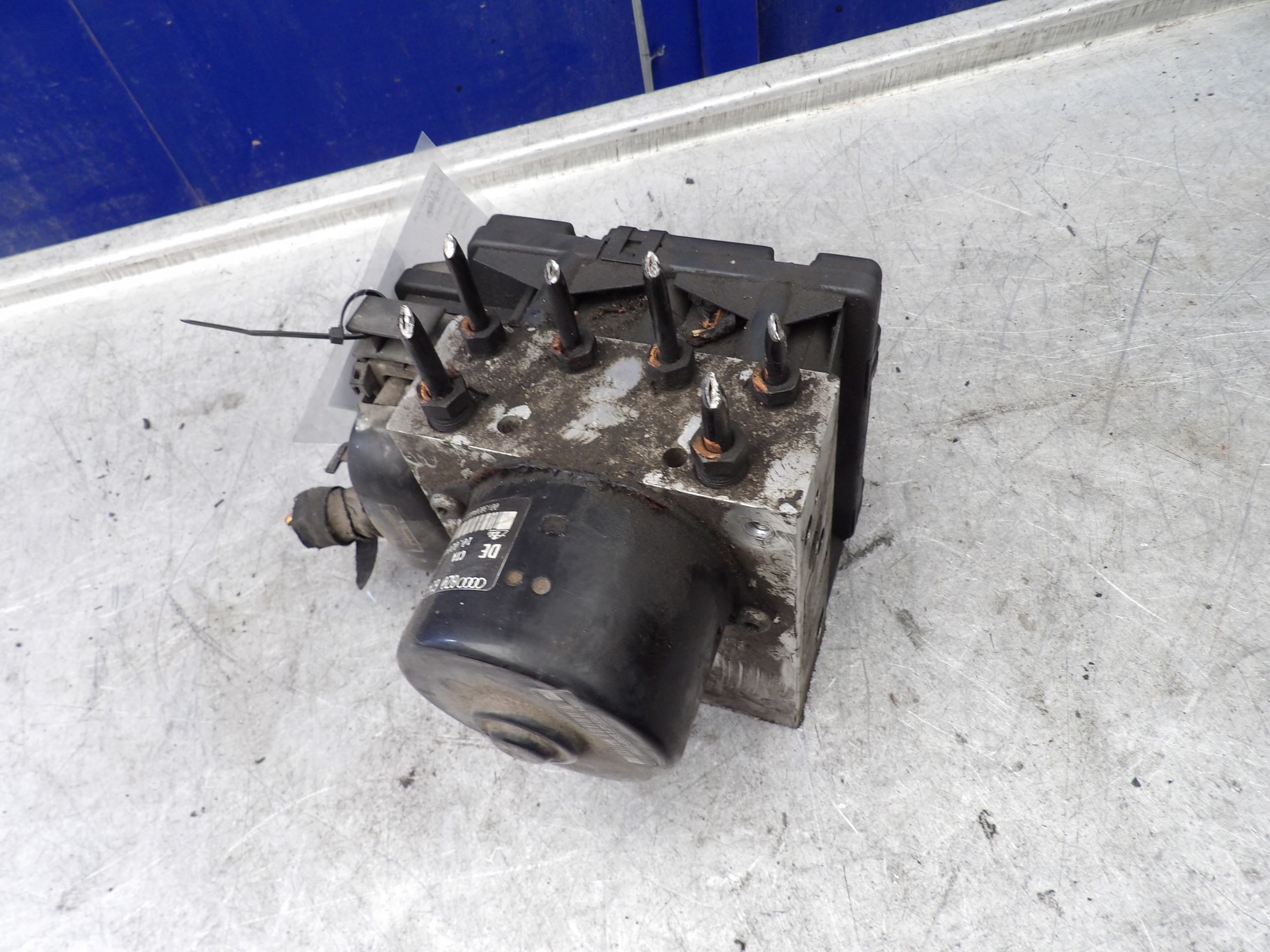 AUDI A2 POMPA ABS 1,4TDI 8Z0614517C 10.0204-0223.4 8Z0907379B