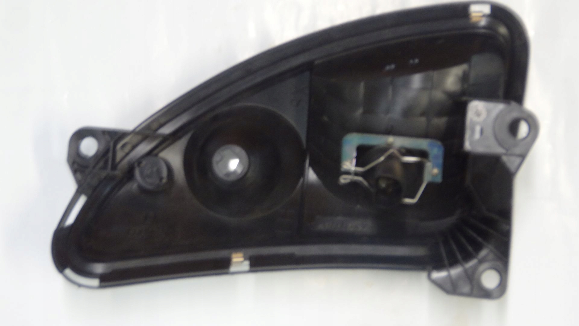 Reflektor przód lewy New Holland T4 T5 84340283 Producent części CNH