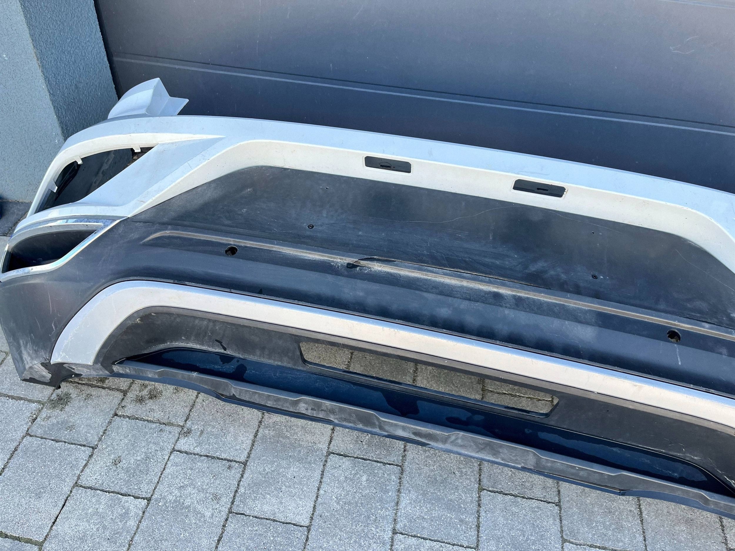 bumper rear VOLKSWAGEN T-ROC 2GA807521P @M