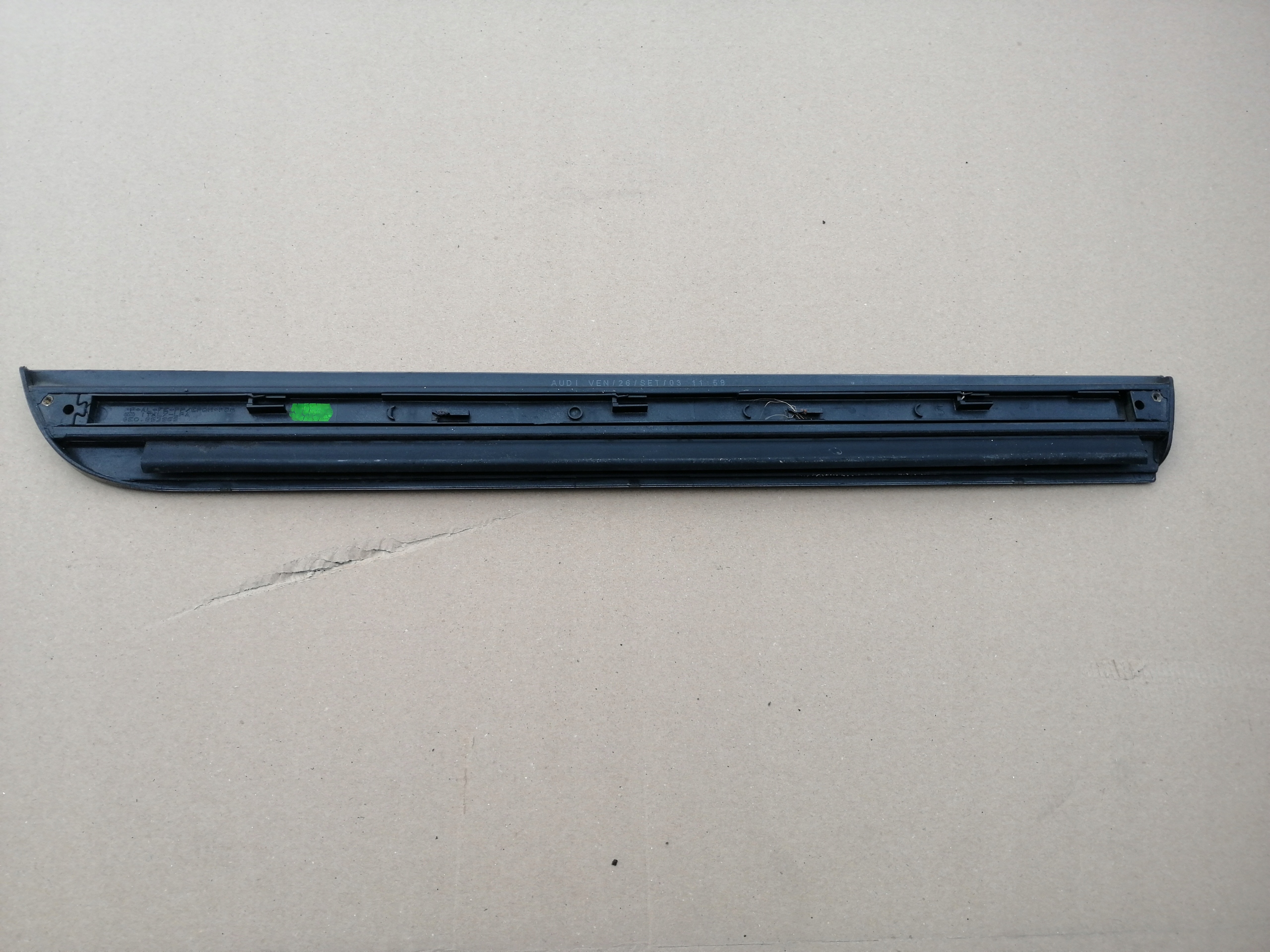moulding door lower left rear part rear SREBRNA AUDI A4 B6 original!!