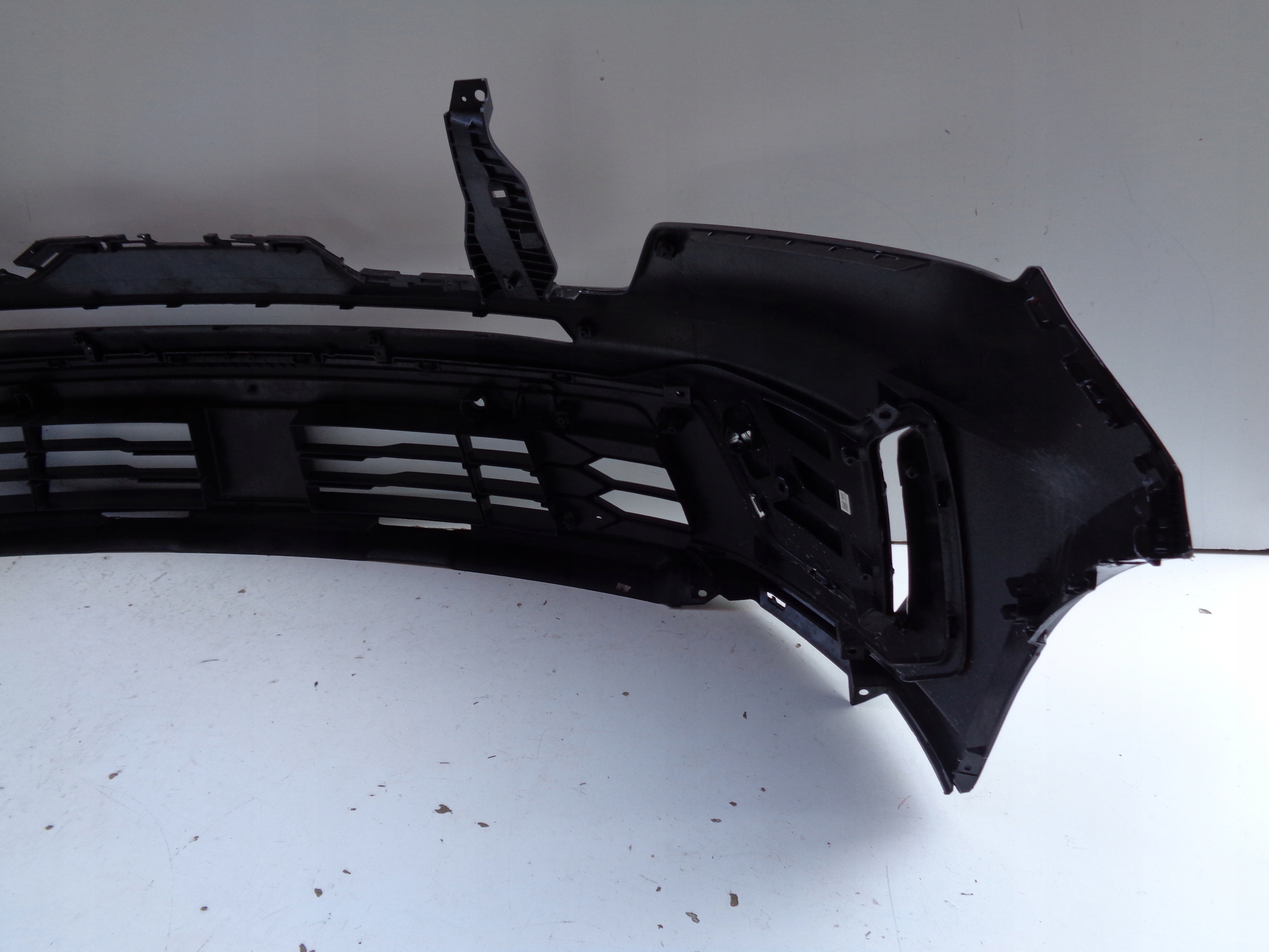 front bumper KIA SORENTO IV 20- NR 52045