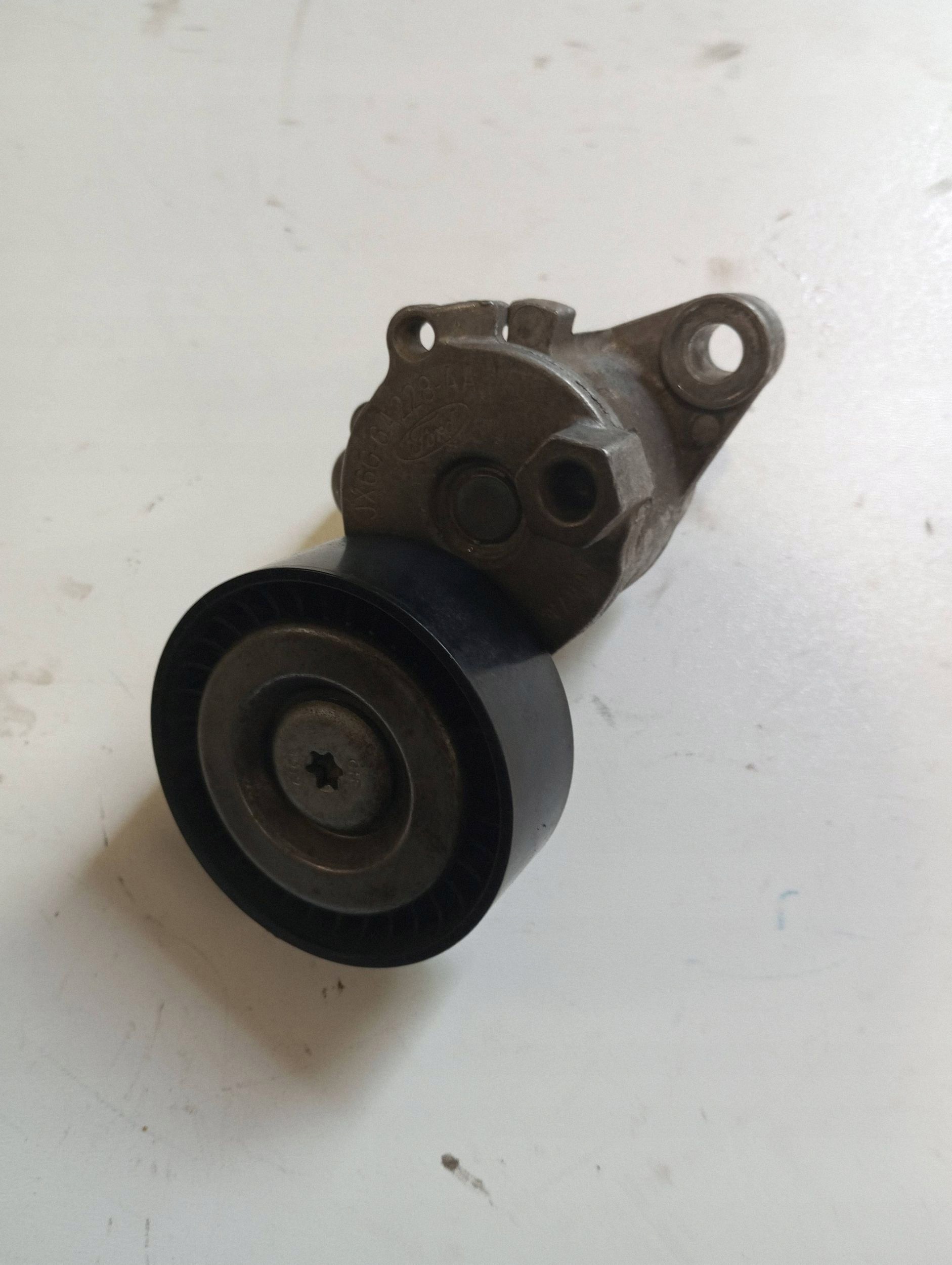 Riemenspanner Spannelement ALTERNATORA WSZYSTKIE FORD FOCUS JX6G6A228AA