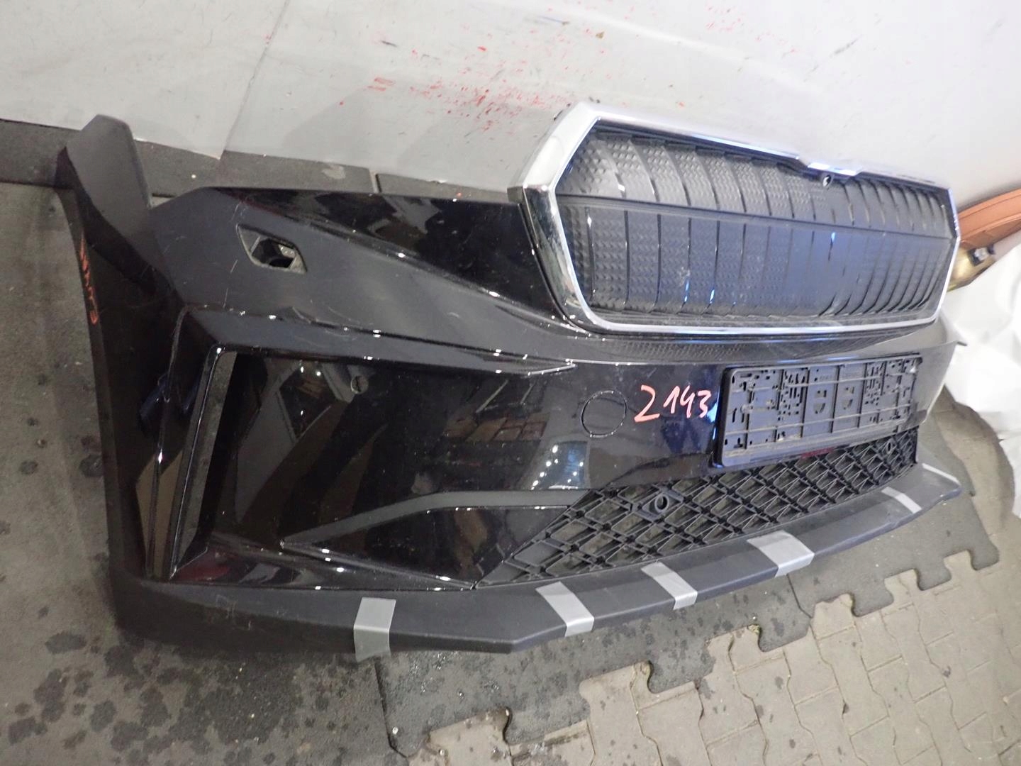 bumper front front SKODA ENYAQ 2021- 5LA807221
