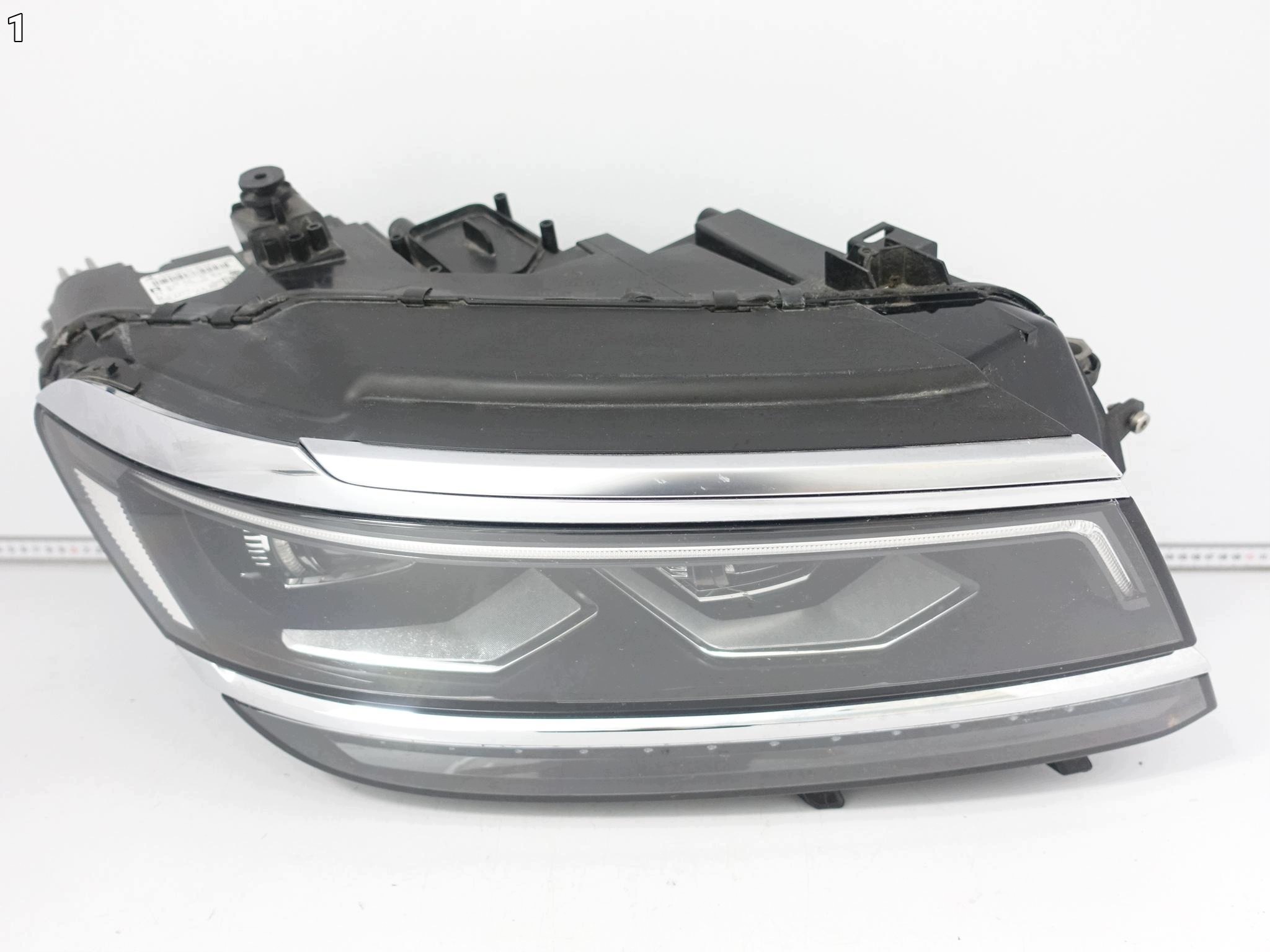 VW TIGUAN II 2 5NB 15-20 light HEADLIGHT FULL LED right front EUROPA
