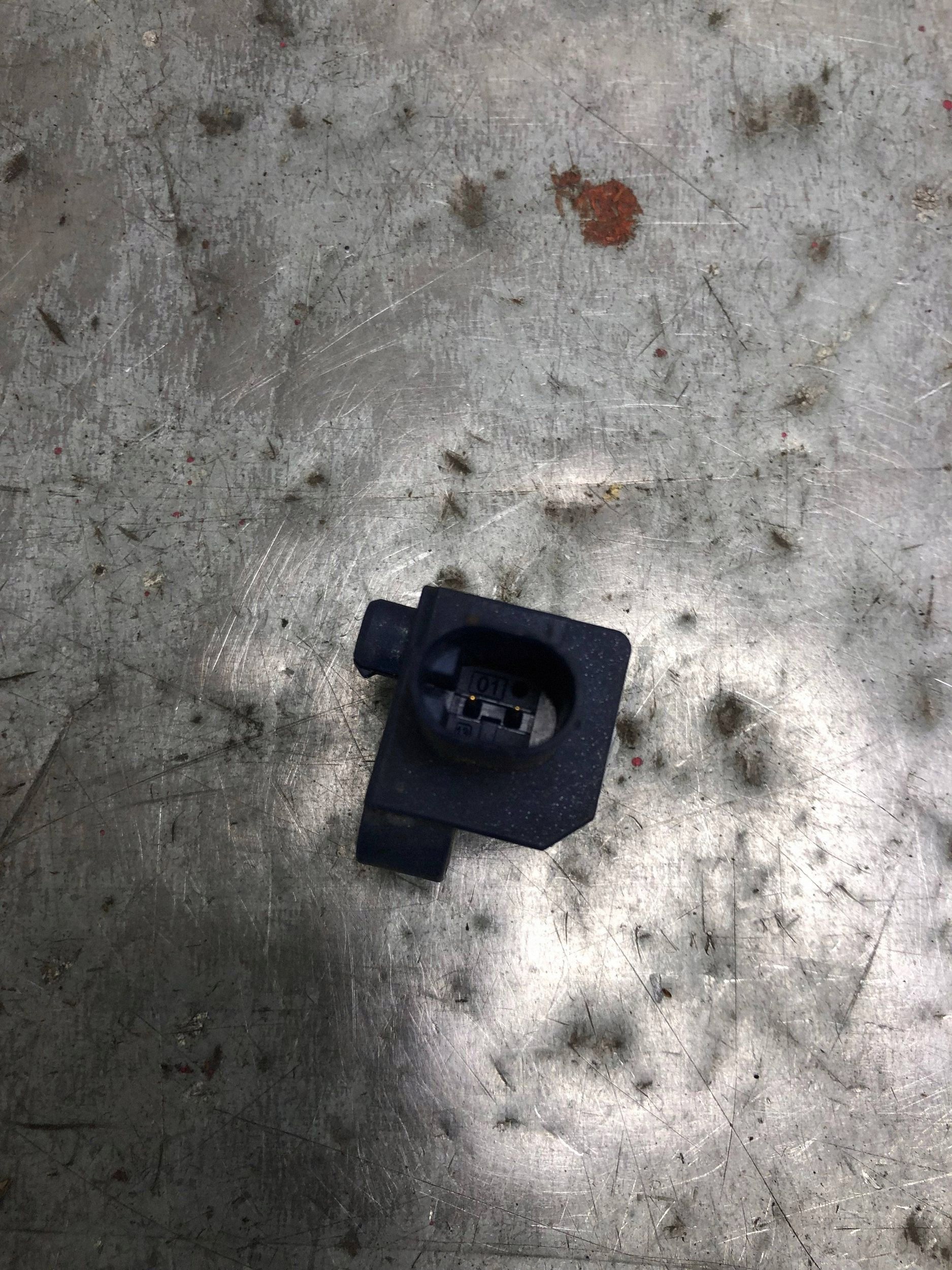 Crashsensor Drucksensor MERCEDES W212 A2128204926