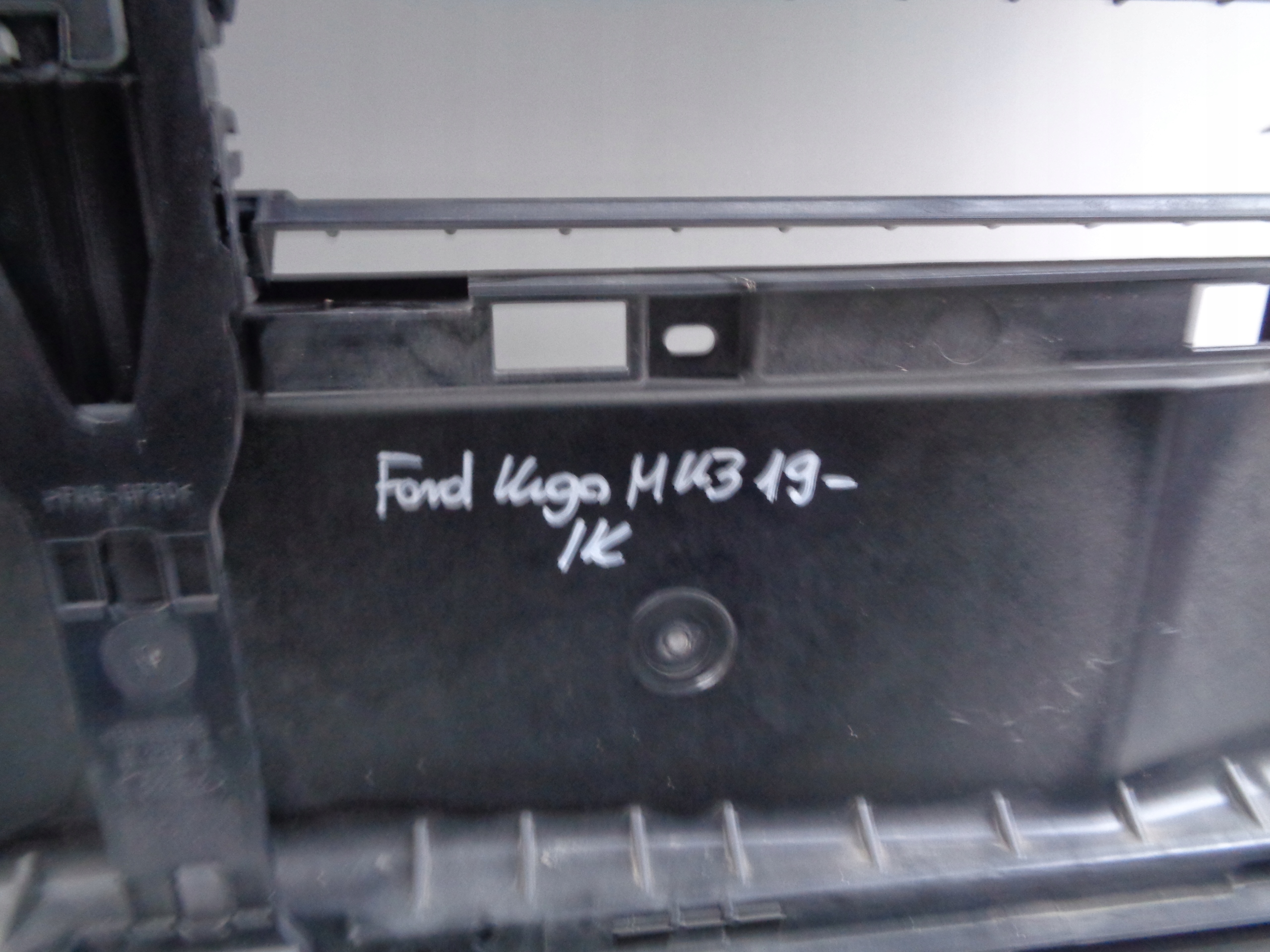 bar, wall front intake air blinds air line FORD KUGA MK3 19