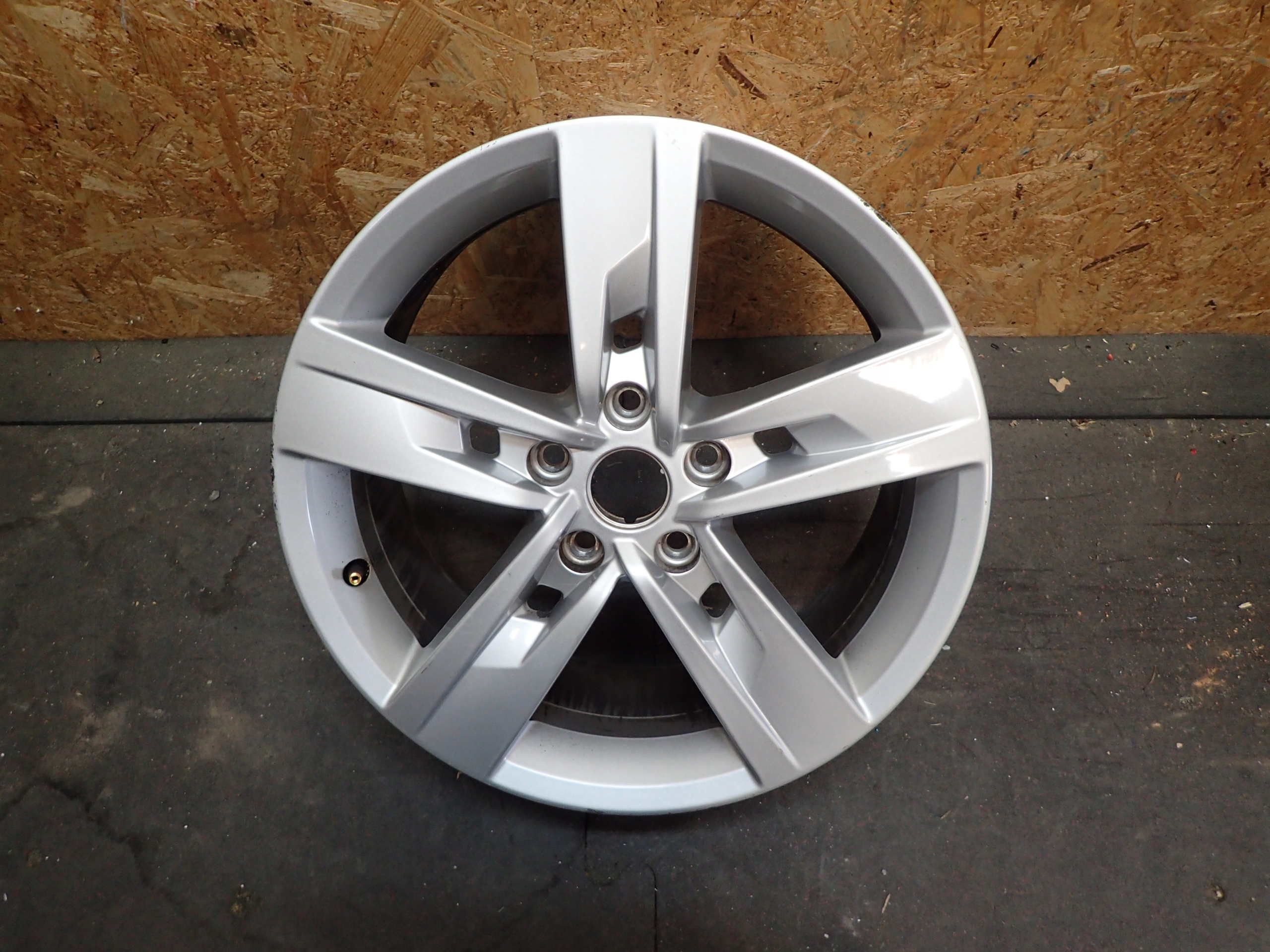 disk hliníkový SEAT LEON III 3 5X112 17" 7J