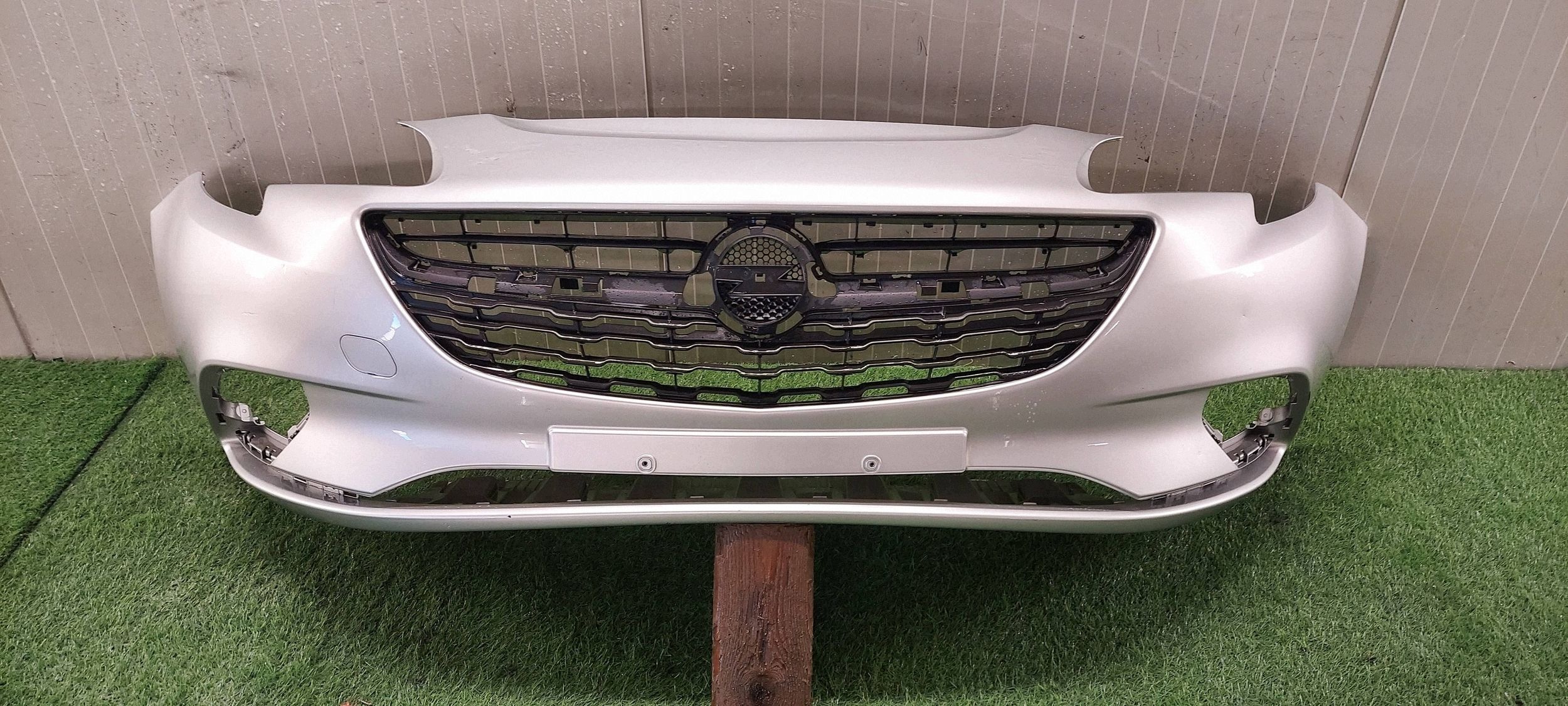 branik prednji dio OPEL CORSA E 14-19 39003567