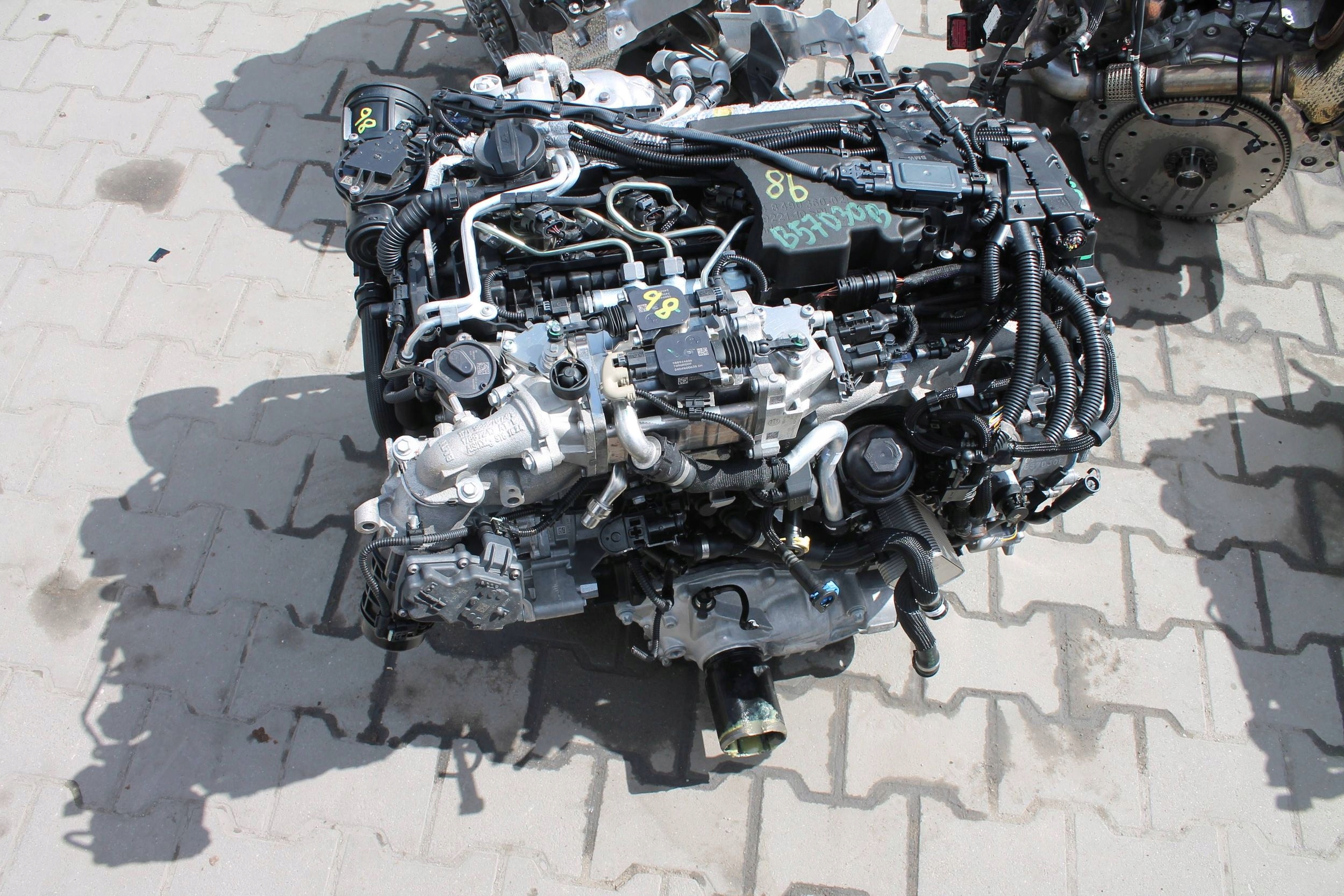 engine complete BMW 3,0 B57D30B 10 TYSKM