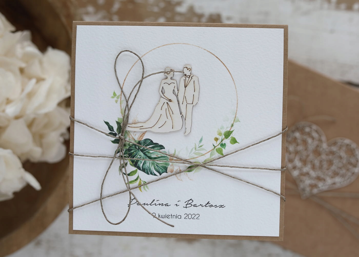 Rustikální kartička na svatba vyrobená ručně s personalizací a přáním