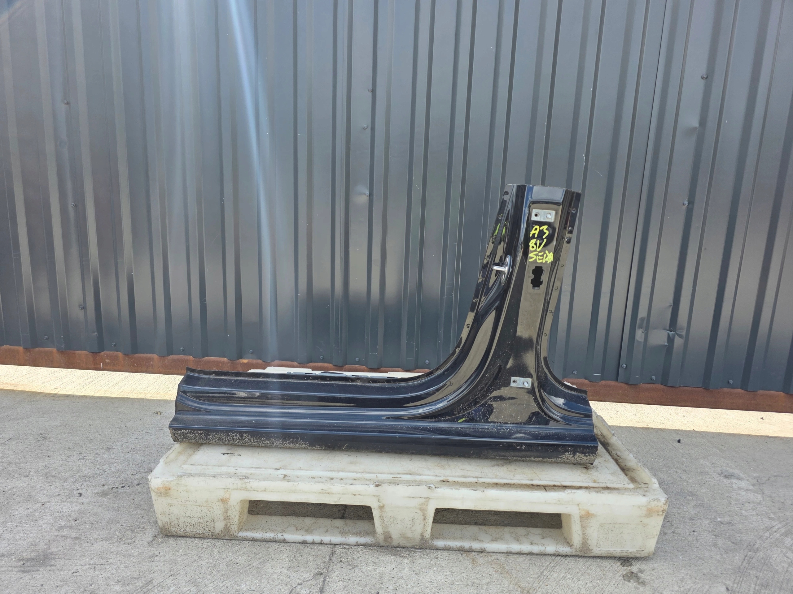 quarter threshold SLUBEK B AUDI A3 8V sedan left side original