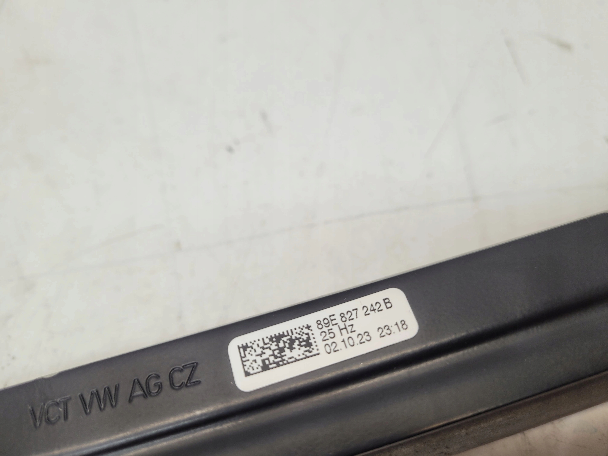 Tilgergewicht WYROWNOWAZAJACY AUDI Q4 E-TRON 89E827242B