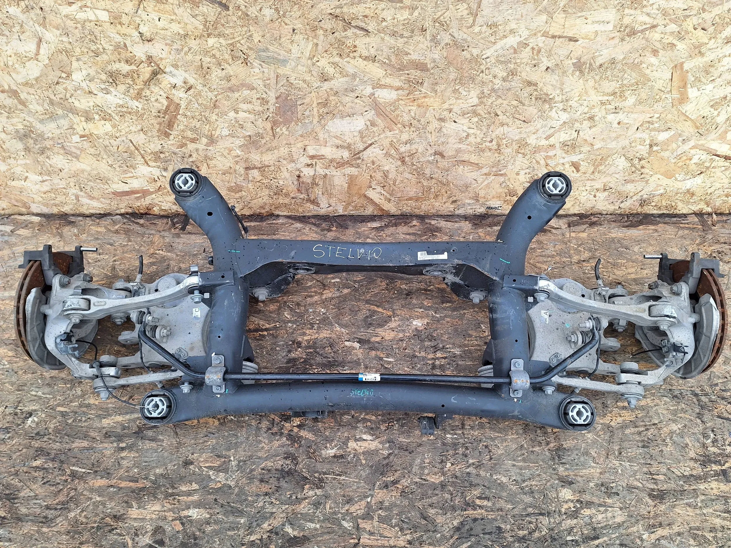 Achsträger heck Querlenker schenkel Achsträger Alfa Romeo Stelvio