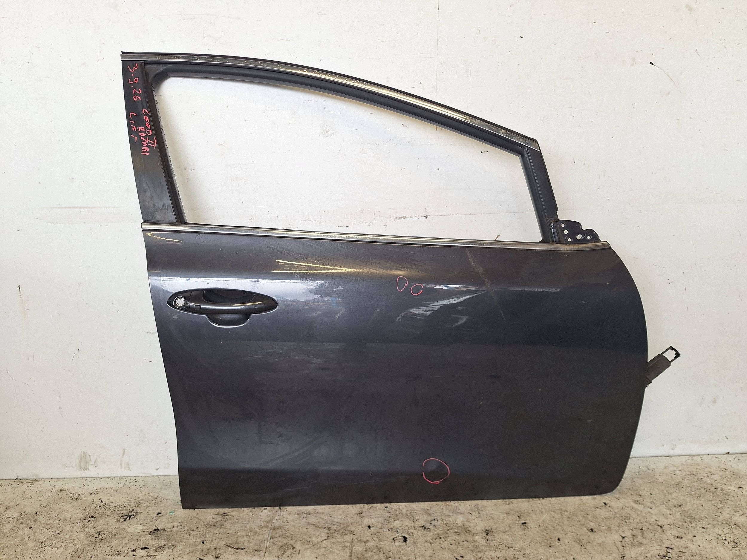 KIA CEED II KOMBI 12-17 door right front