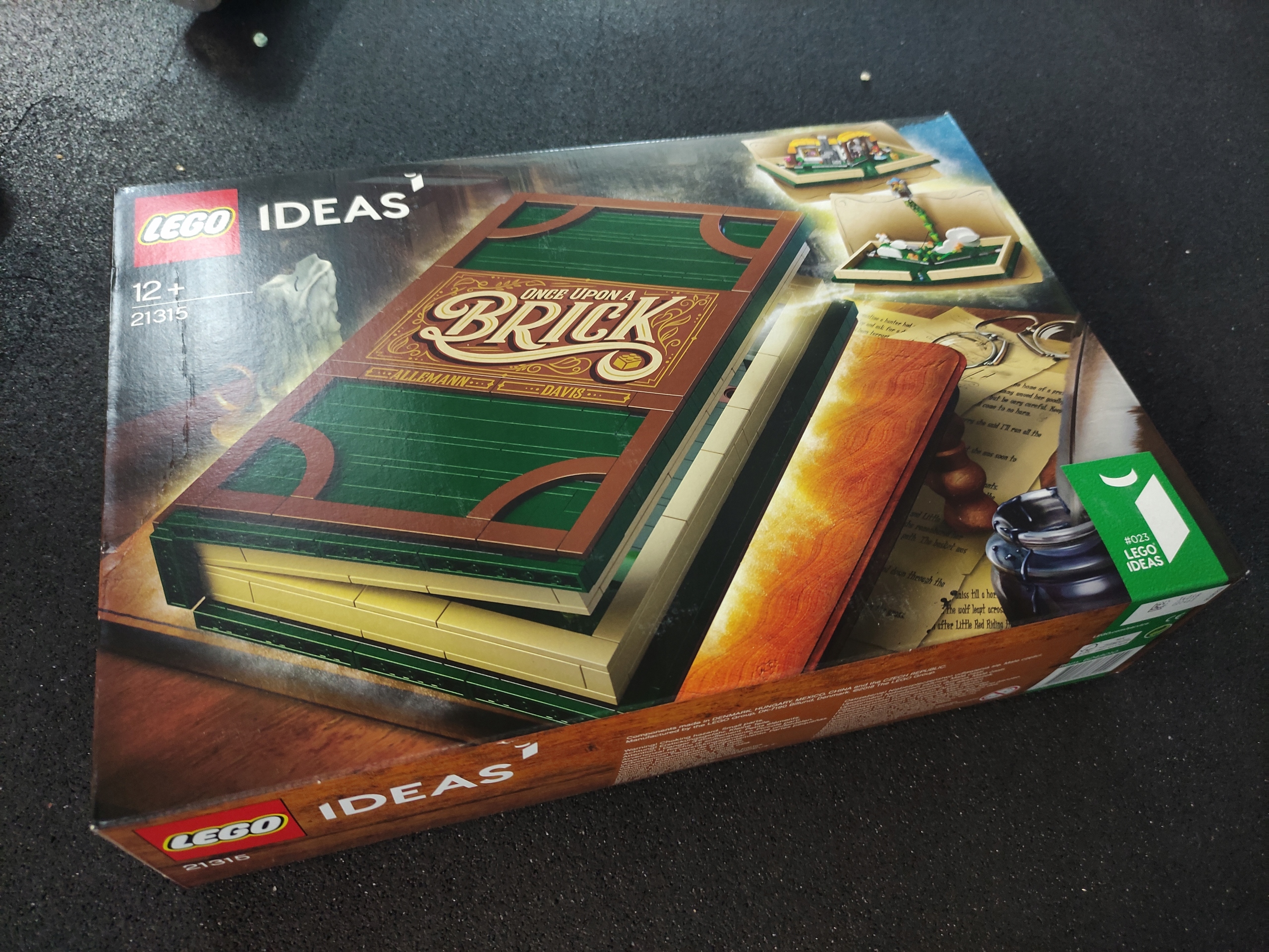 Lego Wyskakująca książka 21315