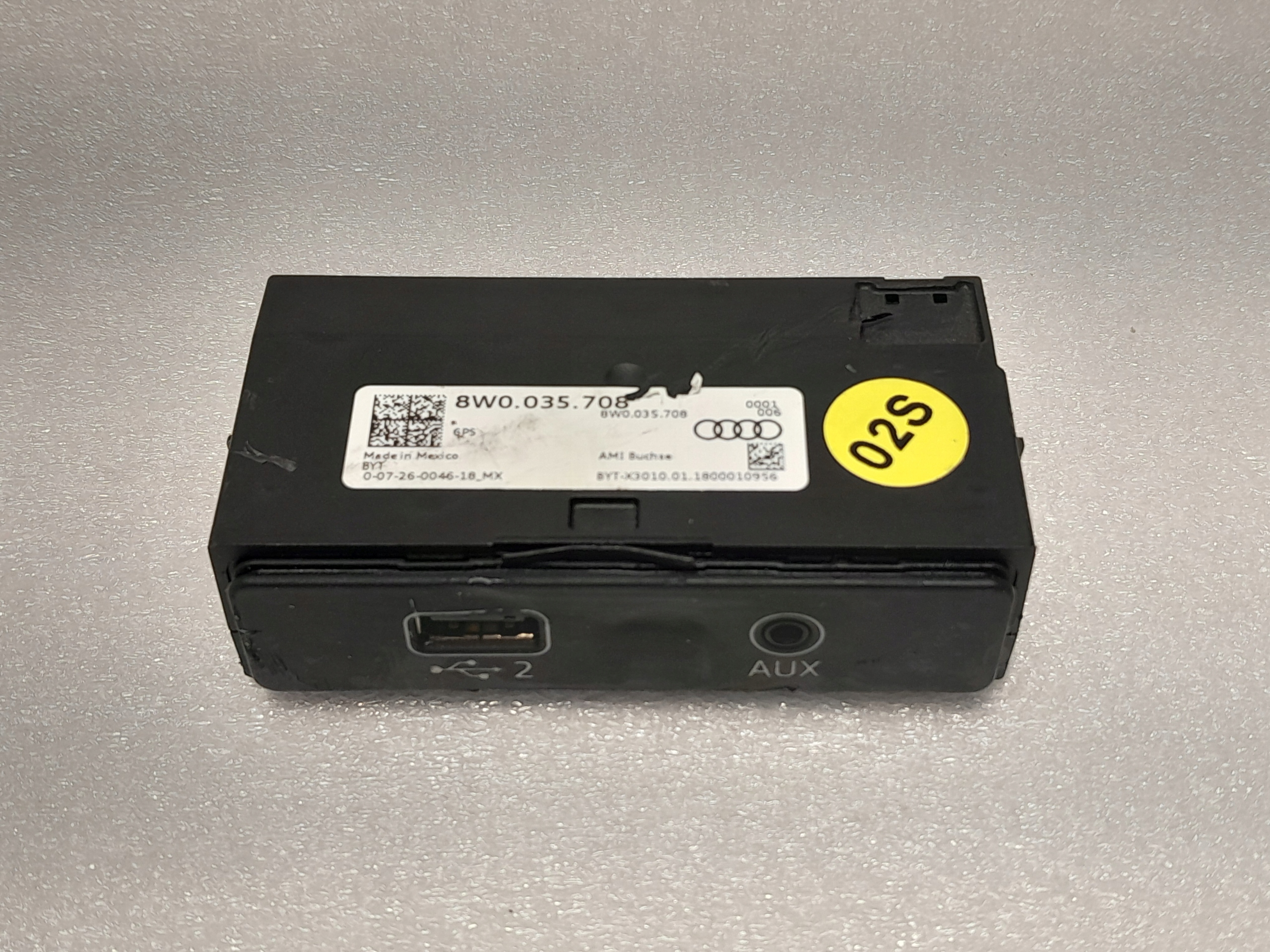 AUDI Q5 80A Adapter, Stecker PORT USB 8W0035708