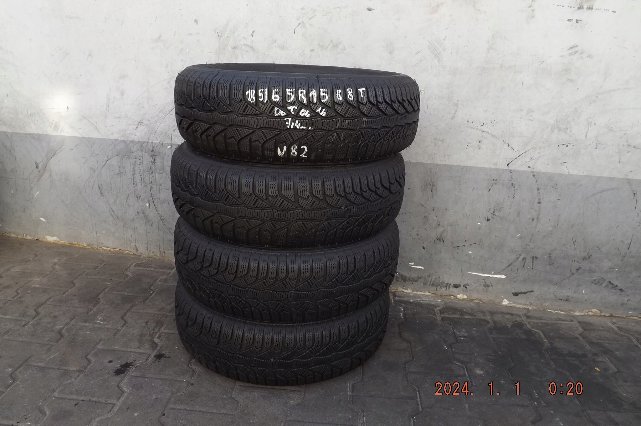 [V82] 4XZIMA 185/65R15 88T KLEBERY KRISALP HP2 &