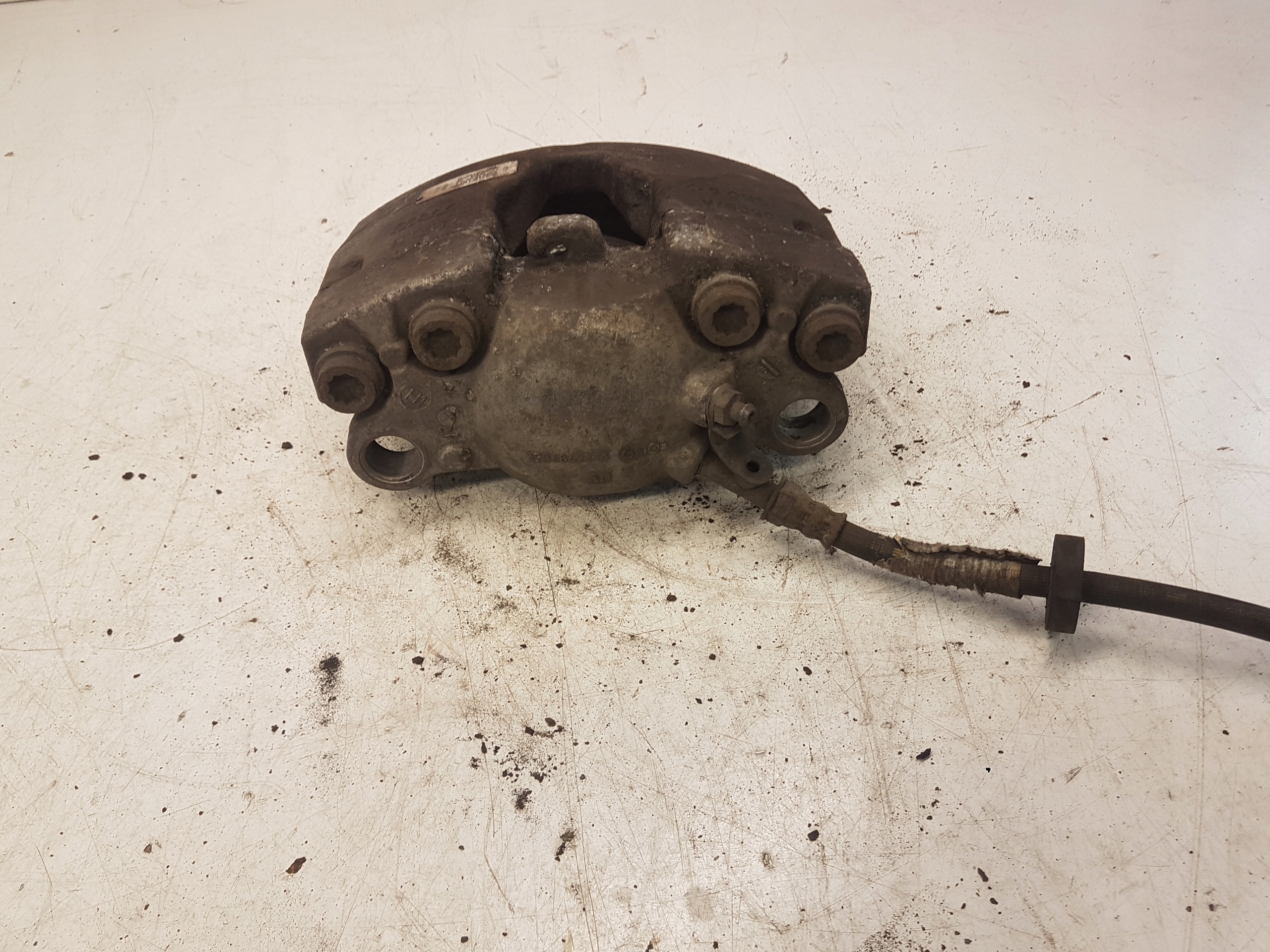 caliper brake left front AUDI A6 C7 A7 4G0105AK