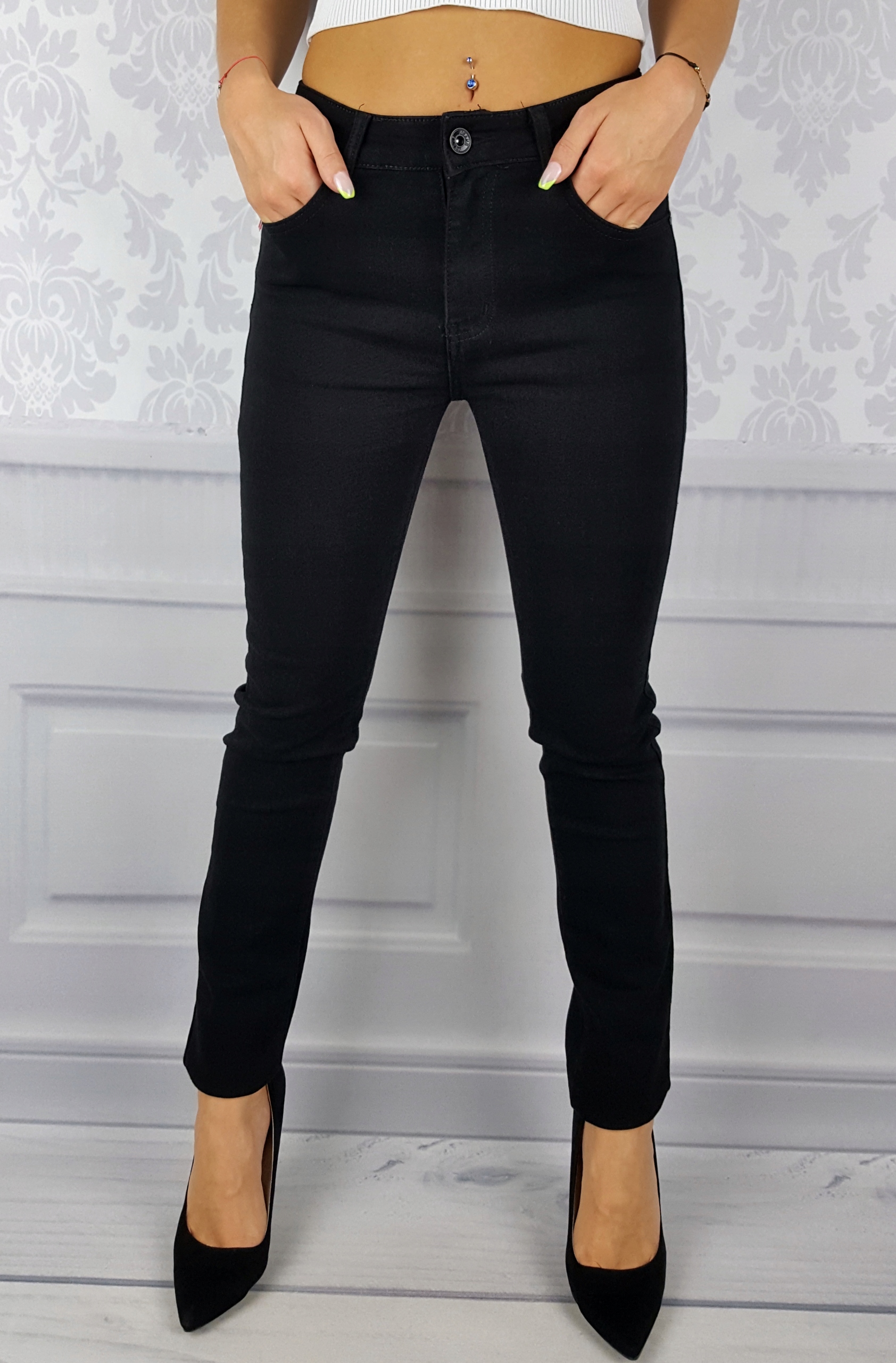 *KLASYCZNE DAMSKIE SPODNIE JEANS WYSZCZUPLAJĄCE * Zapięcie zamek