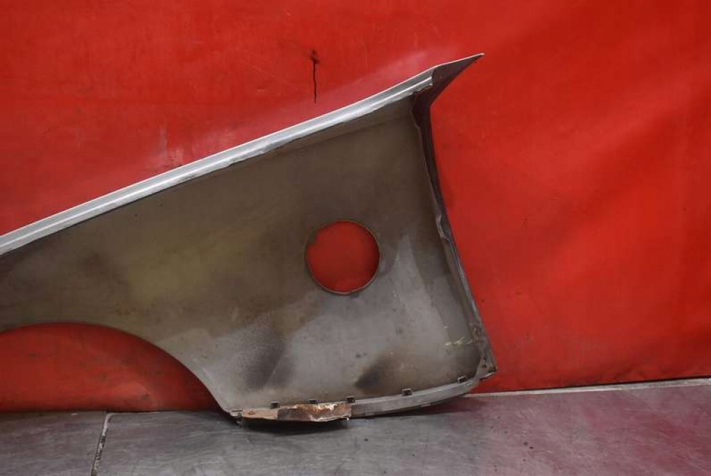 fender right front front 472 BMW Z4 E85 02-05