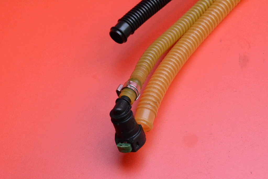 sensor of the level of the fuel 7162394 BMW E90 E91 2.0i 143 KM 08-13