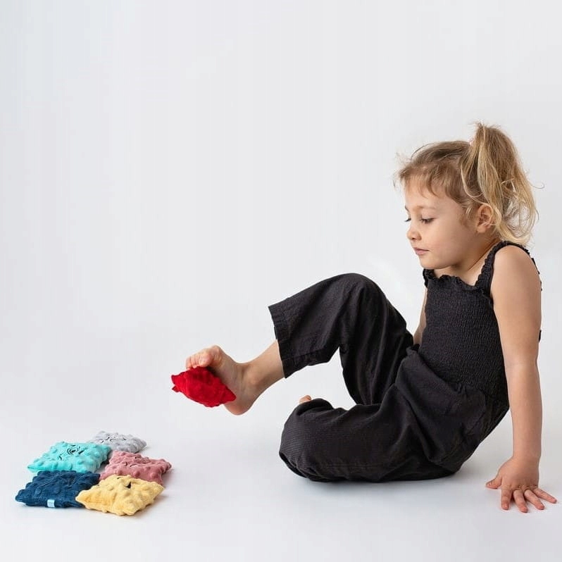 MOM'S Woreczki sensoryczne gimnastyczne Emocje Wiek dziecka 0 +