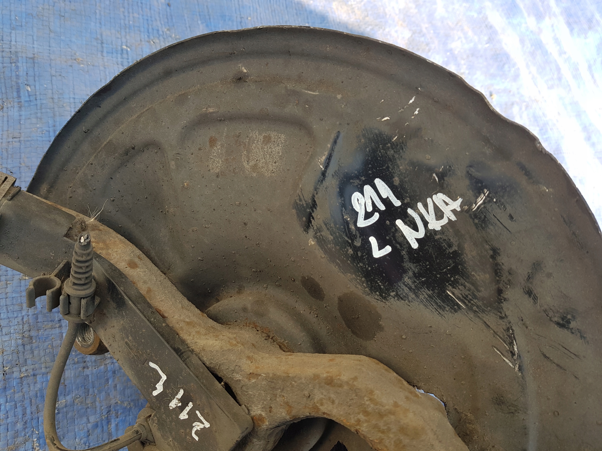 swing left front MERCEDES CLS W219 W211