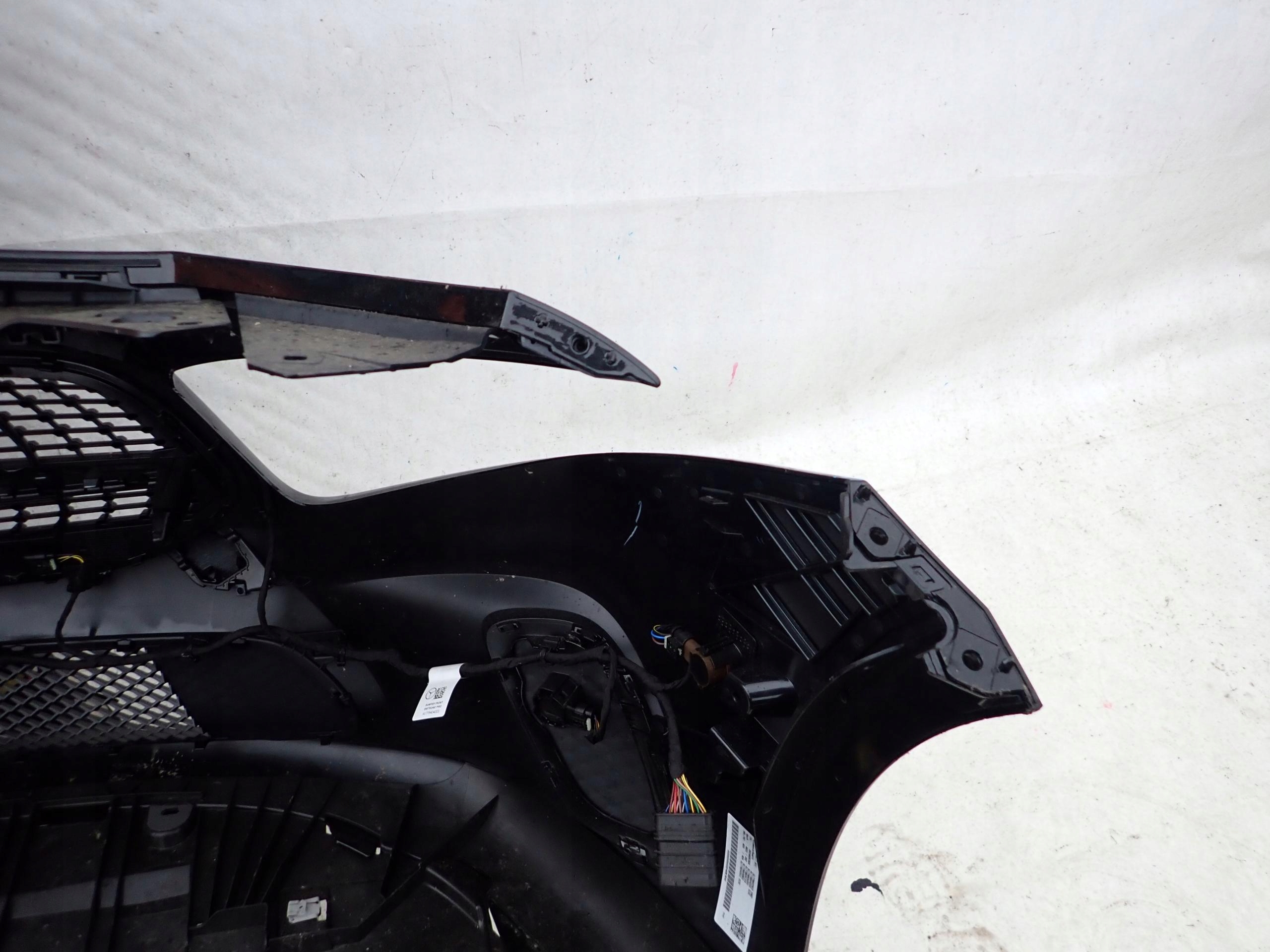 MERCEDES A-KLASA W177 18- bumper front PDC