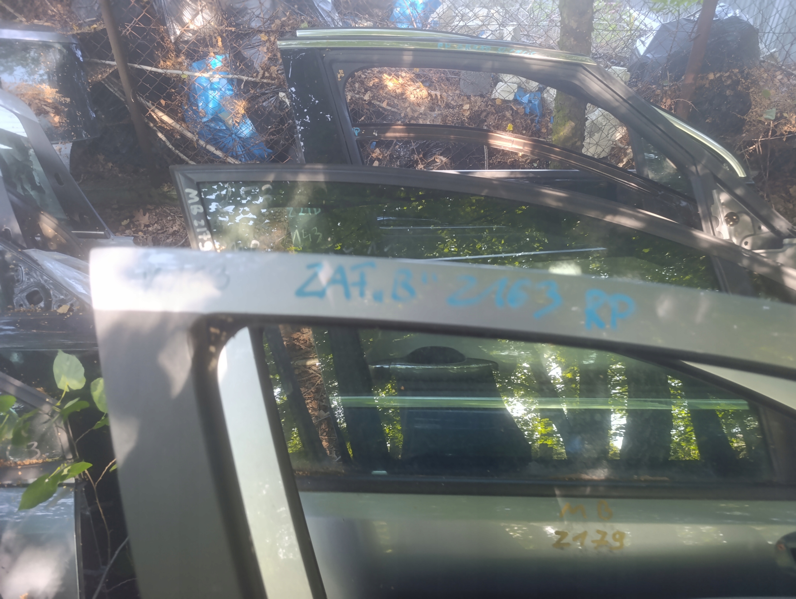 door right front front right Opel Zafira B Z163
