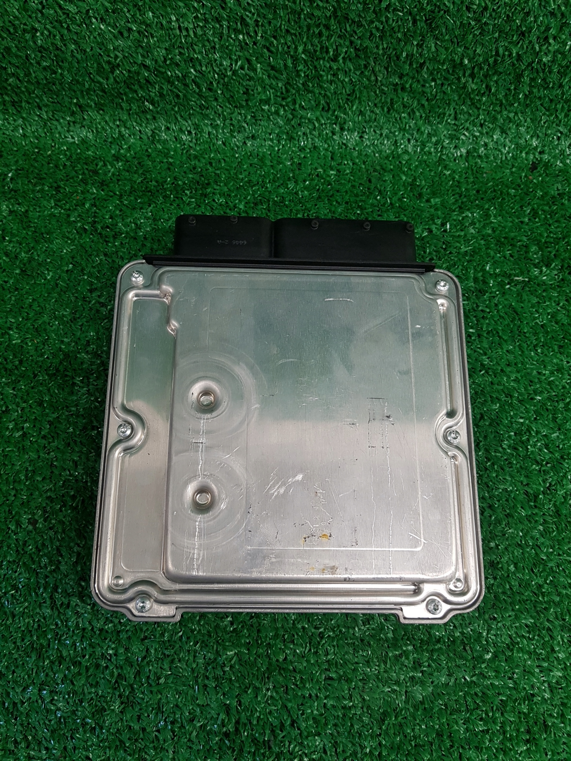 computer of the engine control unit VOLKSWAGEN T5 0281014050 070997016M