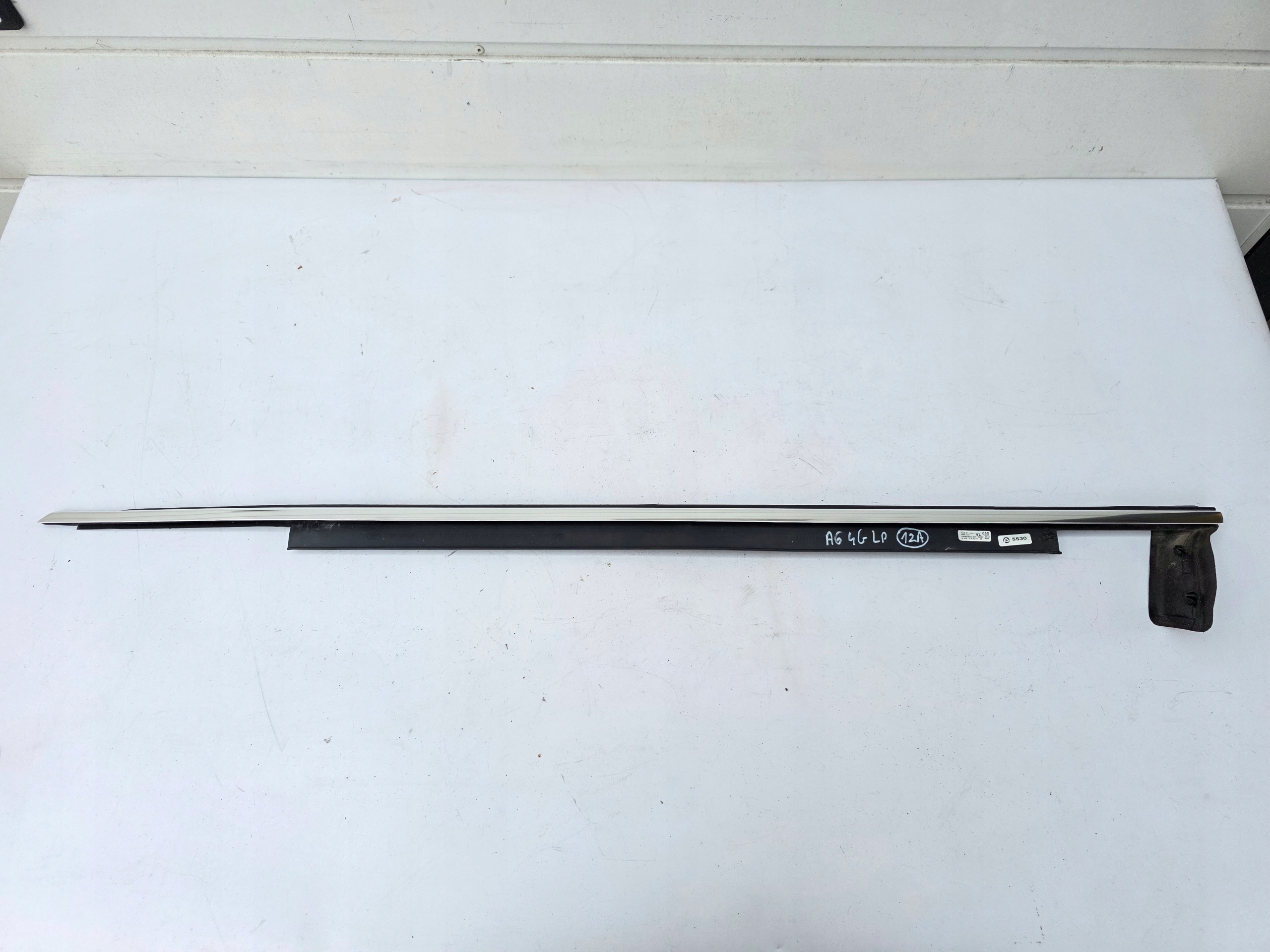 moulding dust door CHROM left front left front AUDI A6 C7 4G